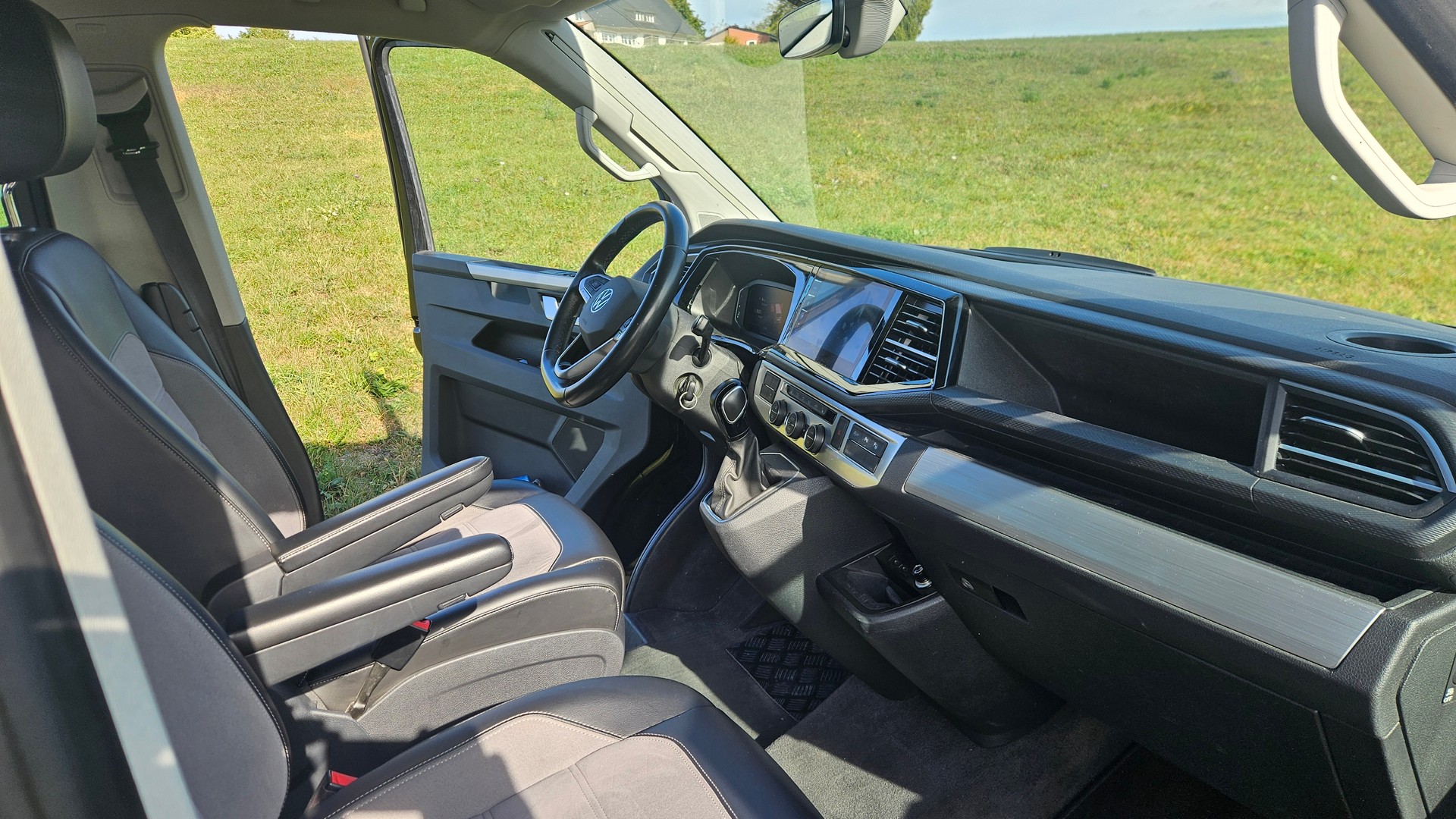 VW 2.0 TDI 204 Beach Liberty Spirit DSG 4m-image-4