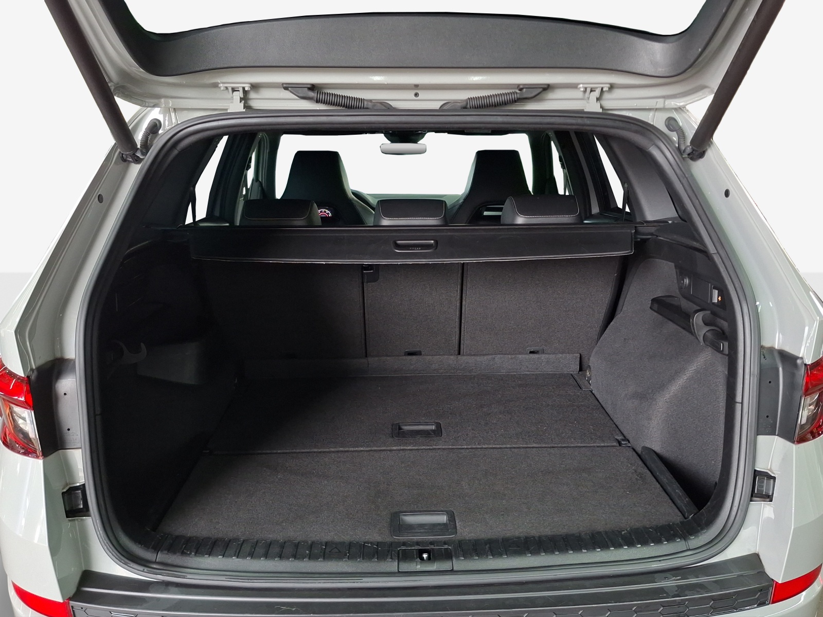 SKODA Kodiaq 2.0 TSI 4x4 Sport Line-image-12