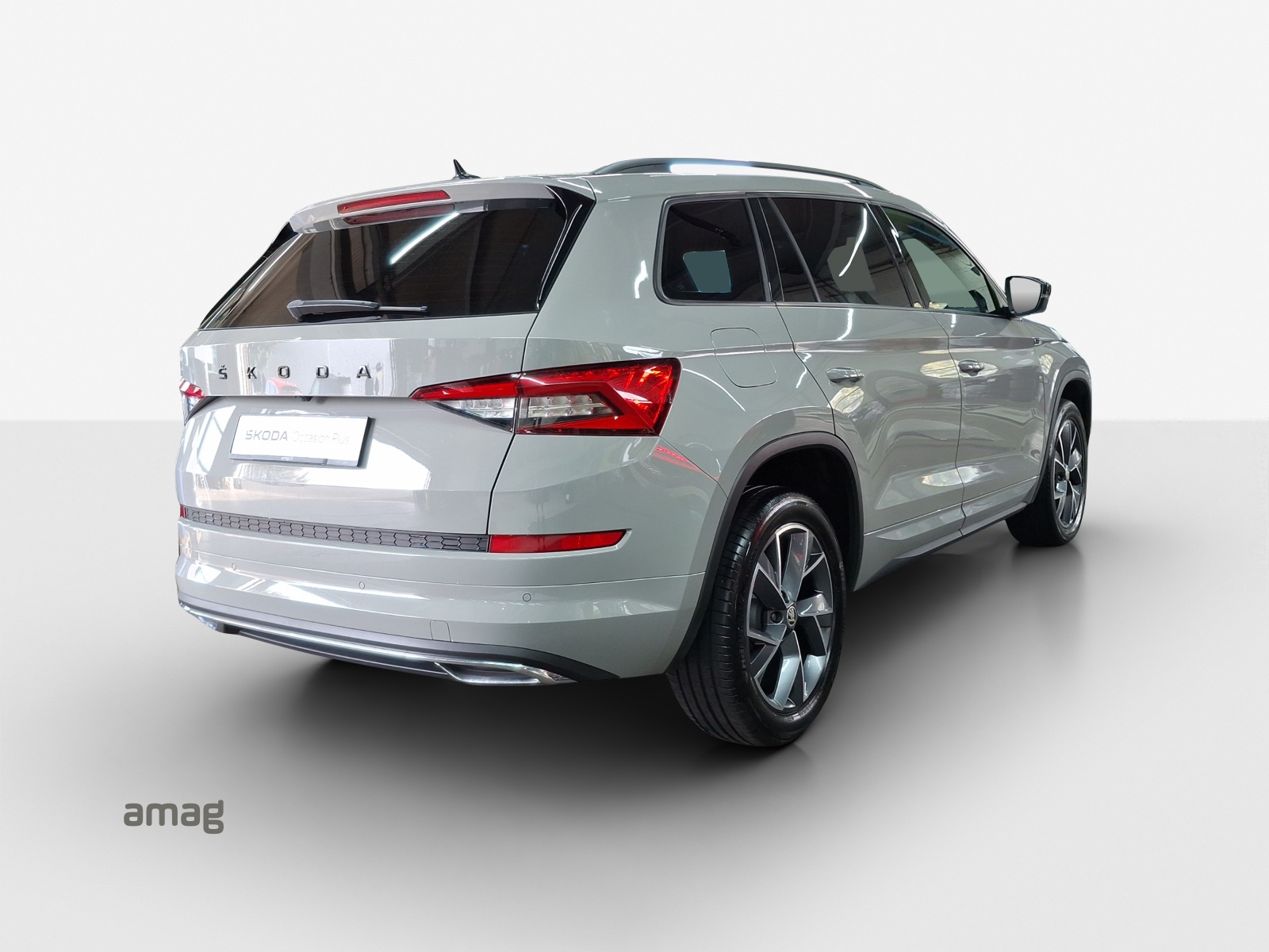 SKODA Kodiaq 2.0 TSI 4x4 Sport Line-image-4