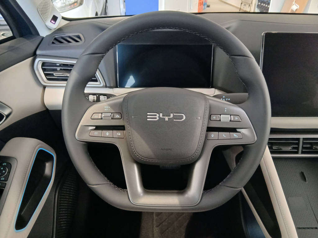 BYD Atto 2 DM-i Boost-image-11