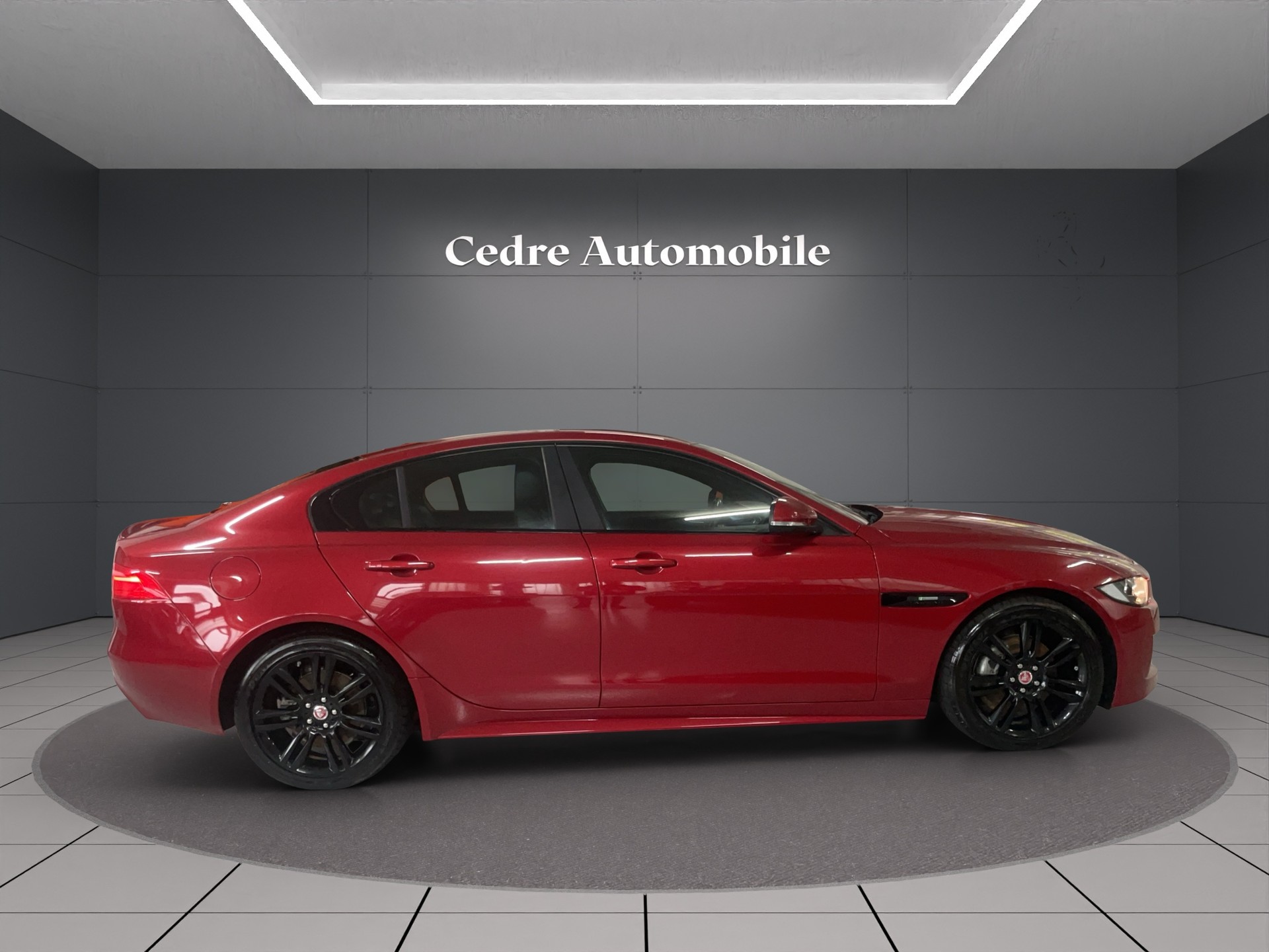 JAGUAR XE 20t 2.0 R-Sport Automatic-image-6