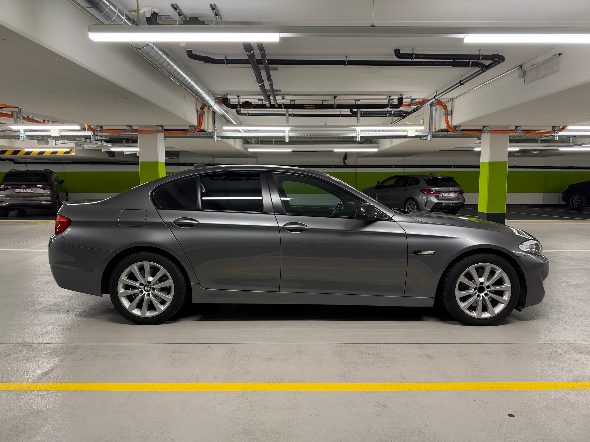 BMW 528i Steptronic-image-3