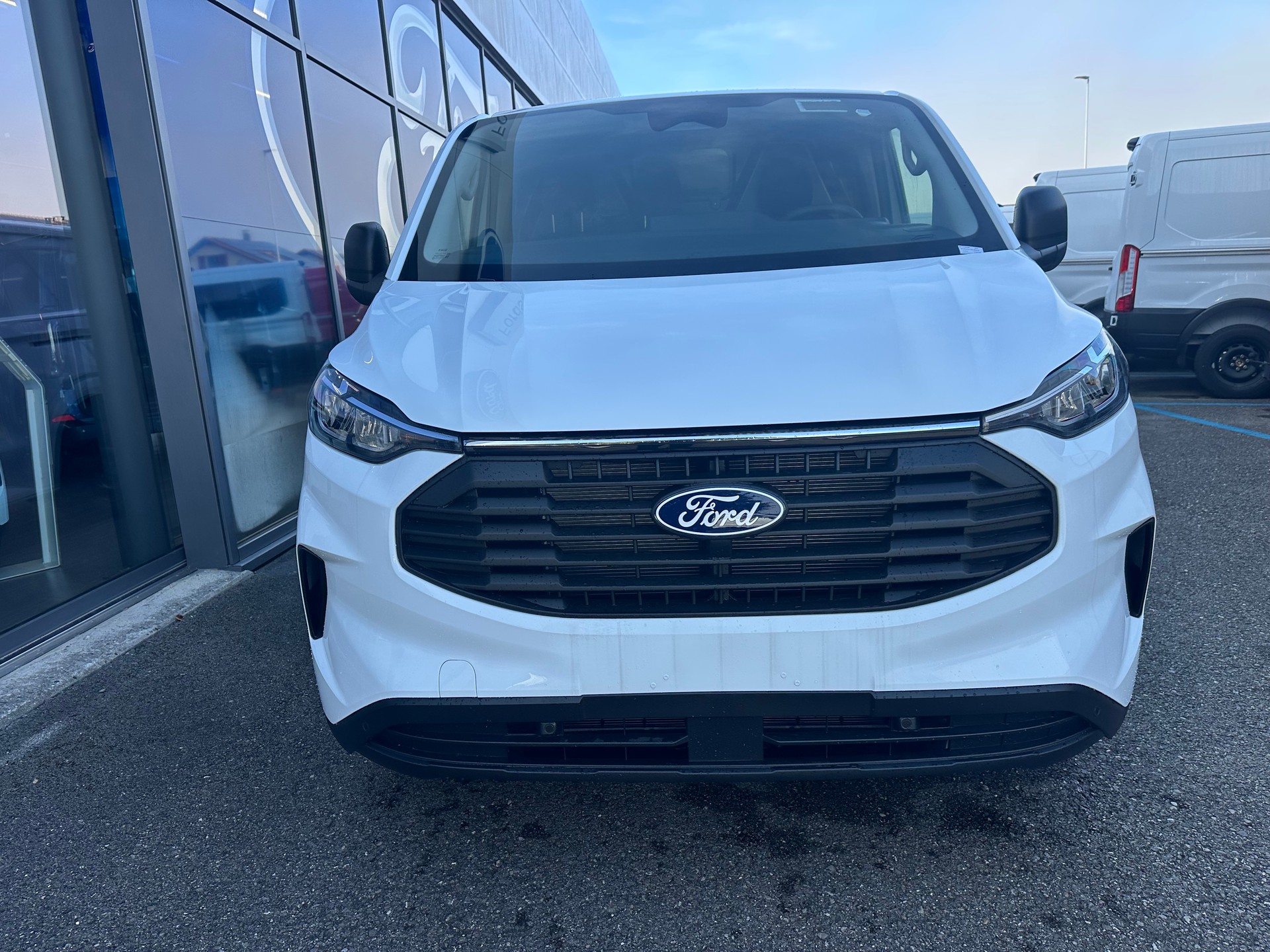FORD Transit Custom Van 280 L1 2.0 EcoBl Trend/136CV/Aut.-image-9