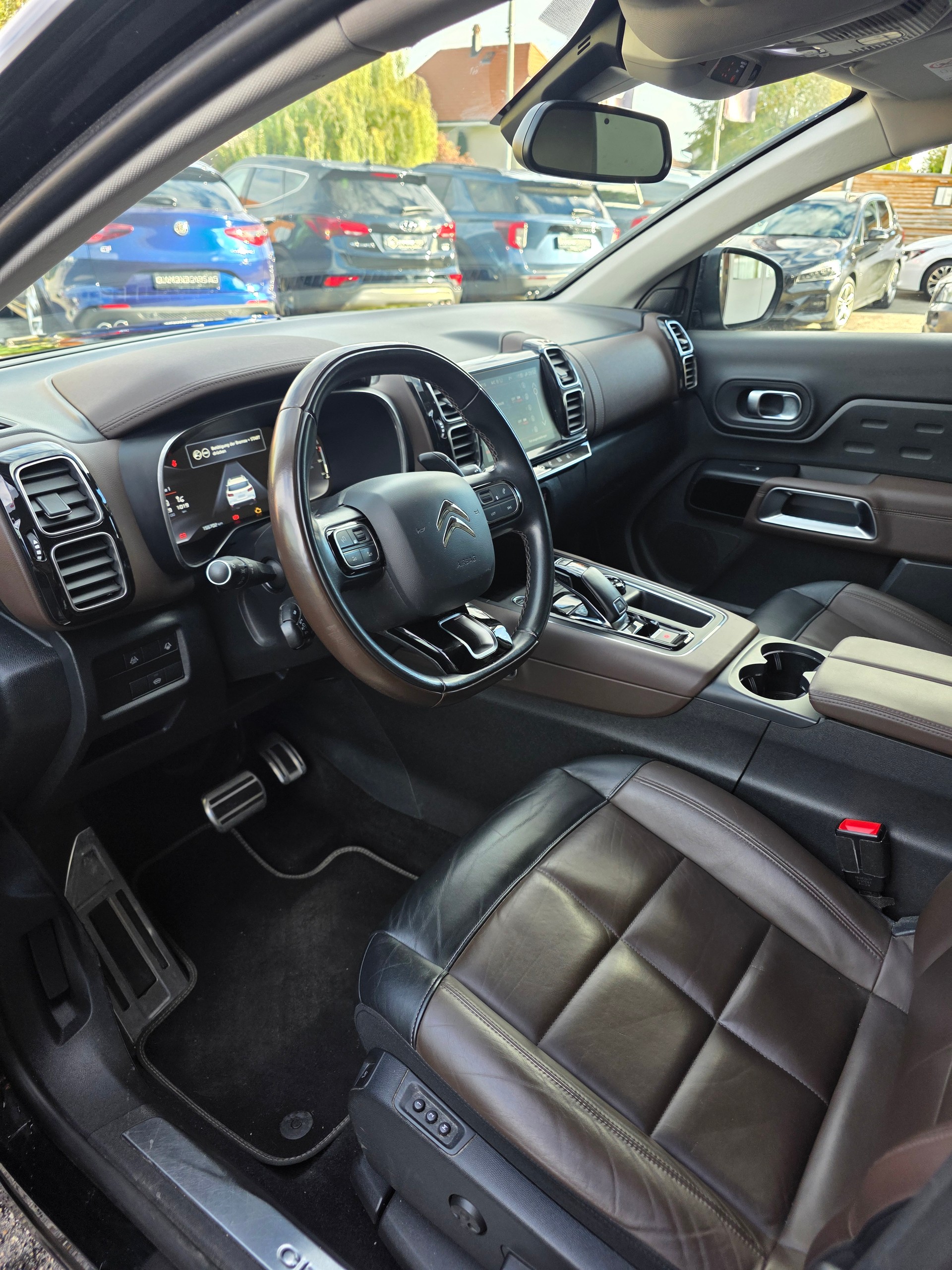 CITROEN 2.0 BlueHDi Shine *360°Kamera *Lenk-Spurassistent *Panodach *Massagesitze*-image-4