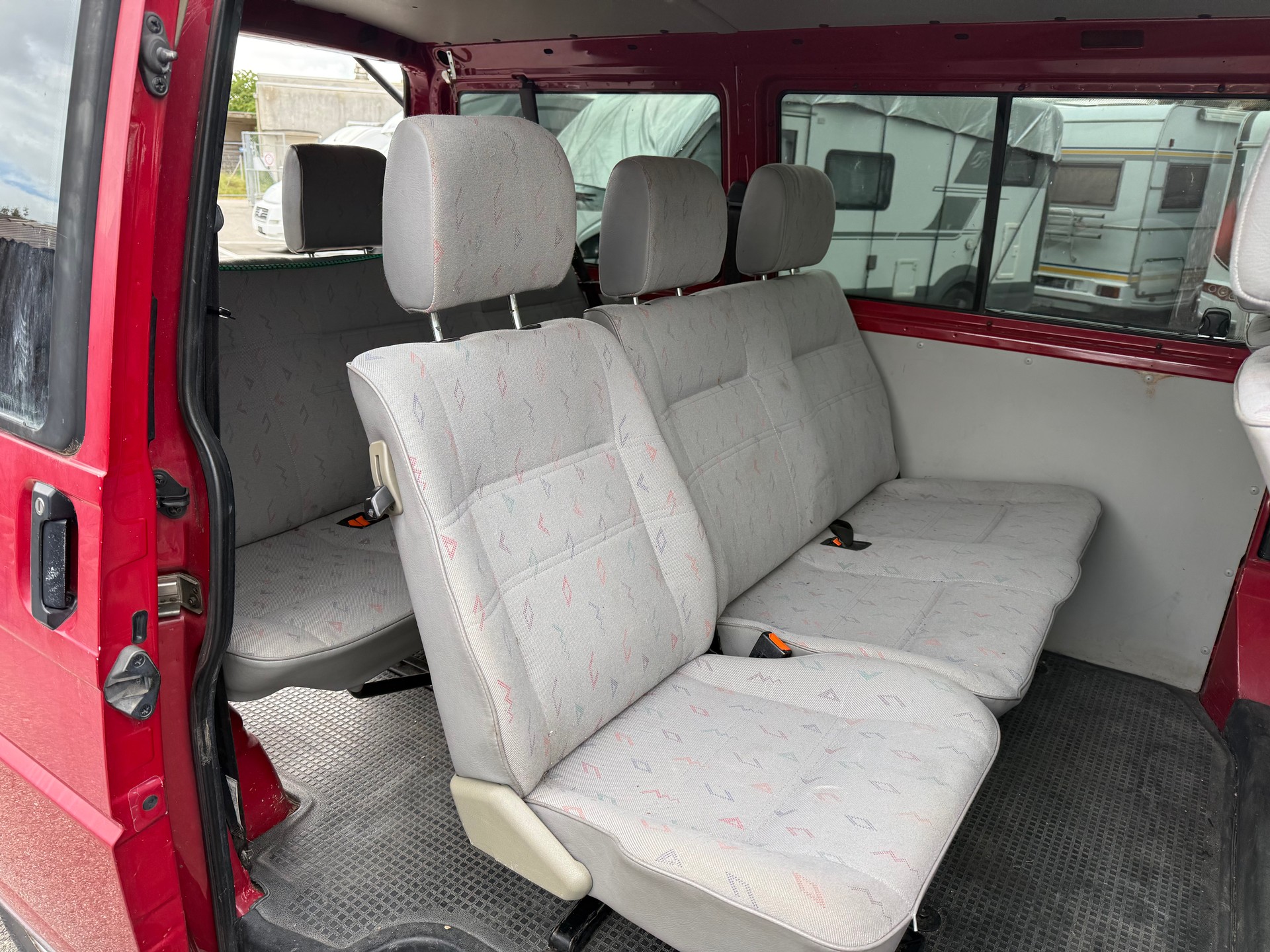 VW T4 Caravelle 2.5TDI ABS-image-3