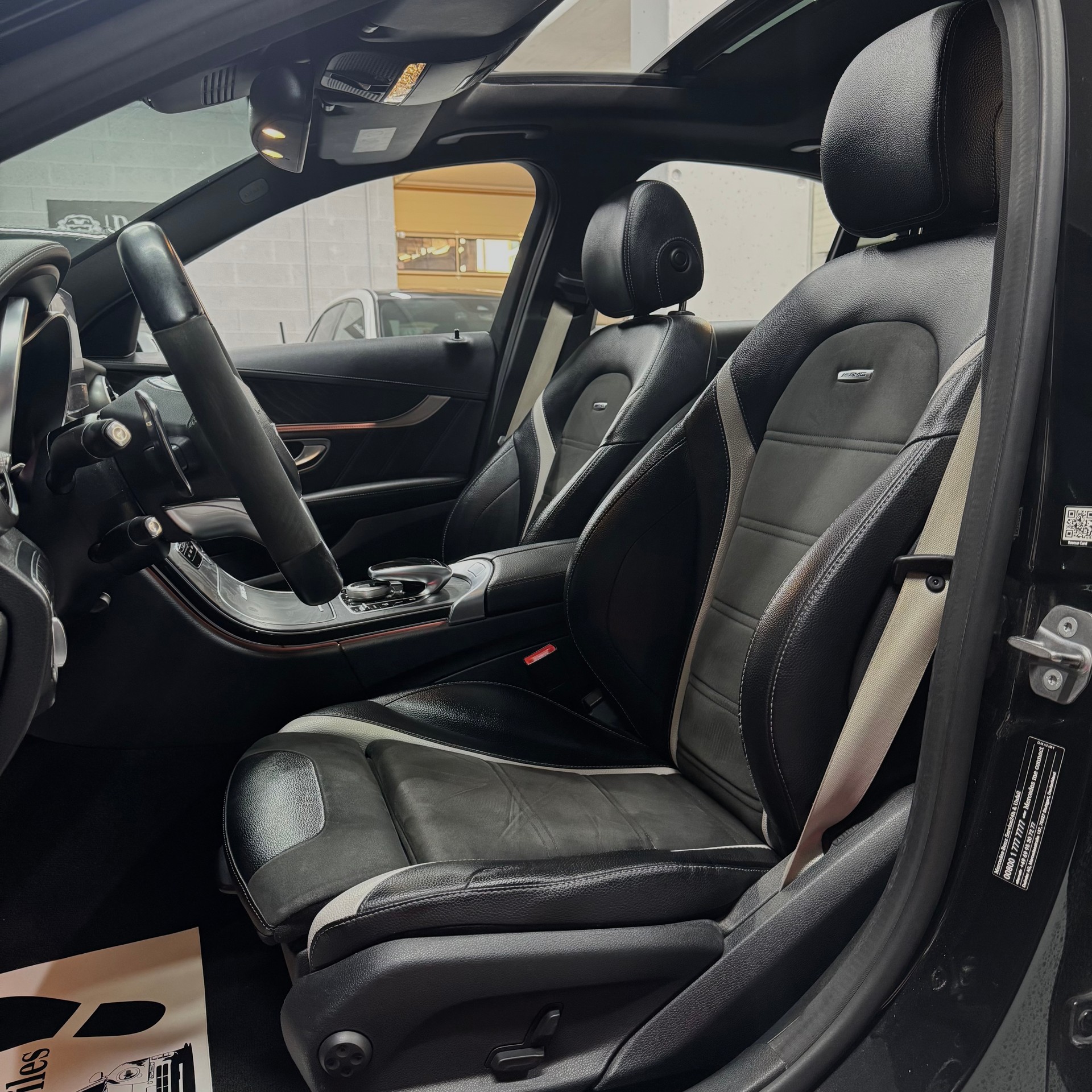 MERCEDES-BENZ C 63 S AMG Speedshift-image-22