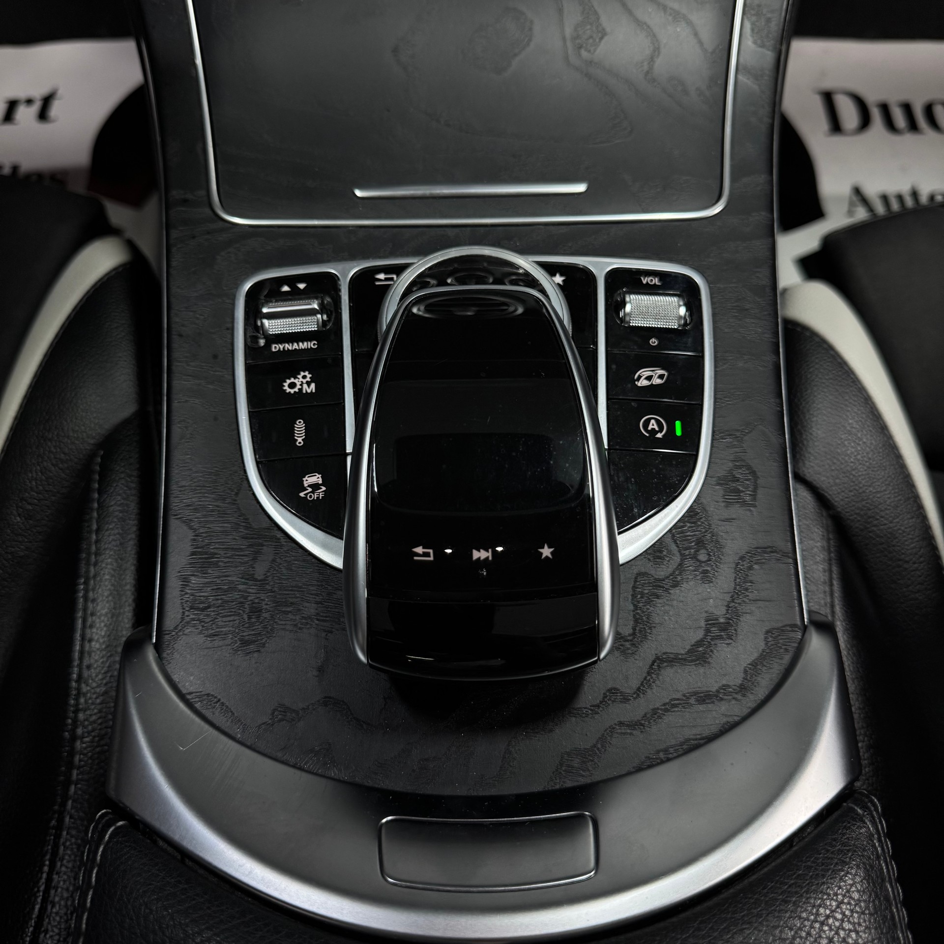 MERCEDES-BENZ C 63 S AMG Speedshift-image-19