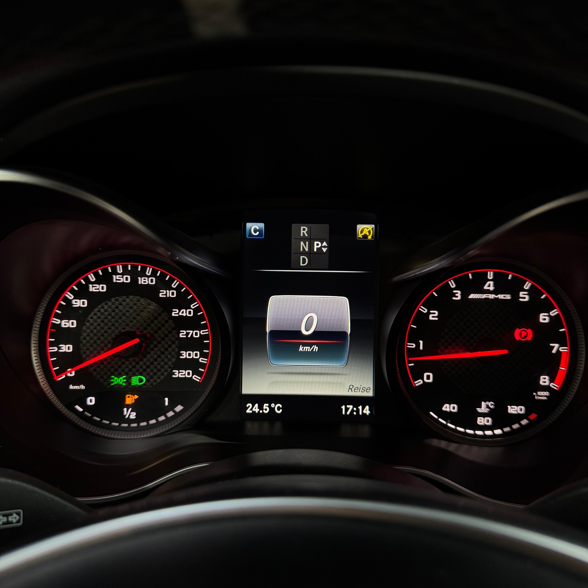 MERCEDES-BENZ C 63 S AMG Speedshift-image-27