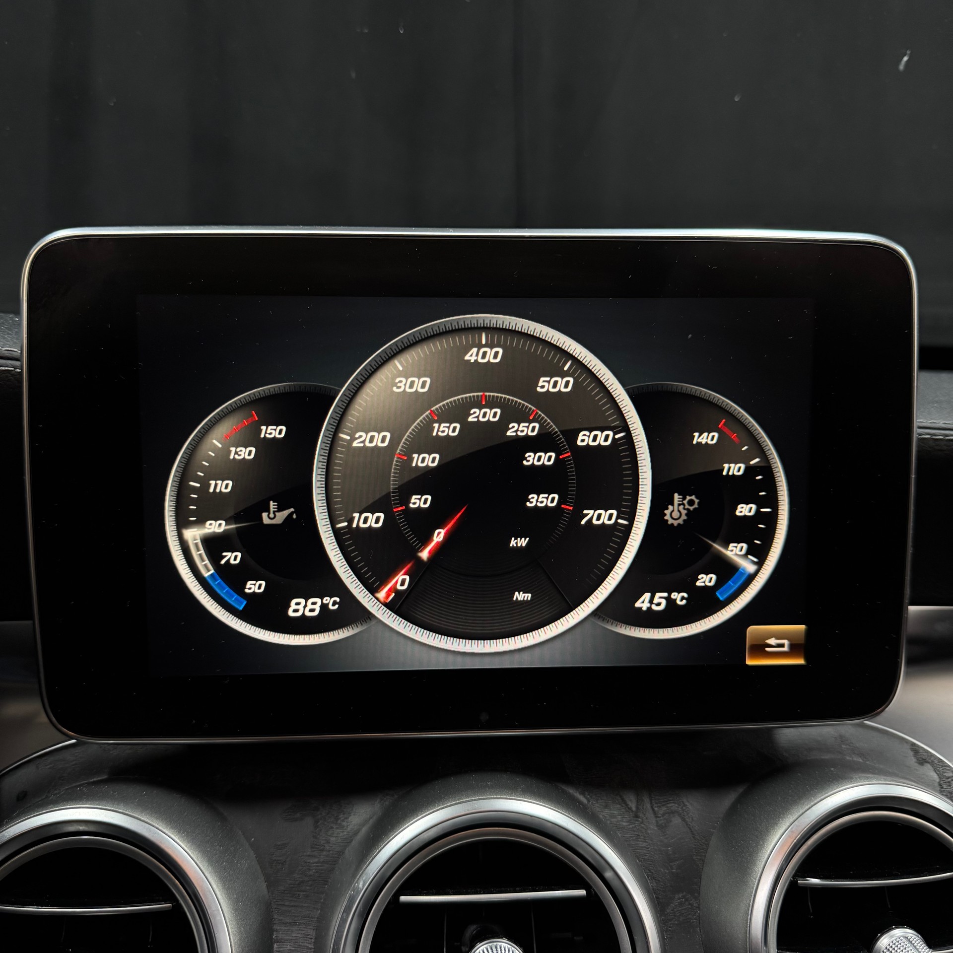 MERCEDES-BENZ C 63 S AMG Speedshift-image-29