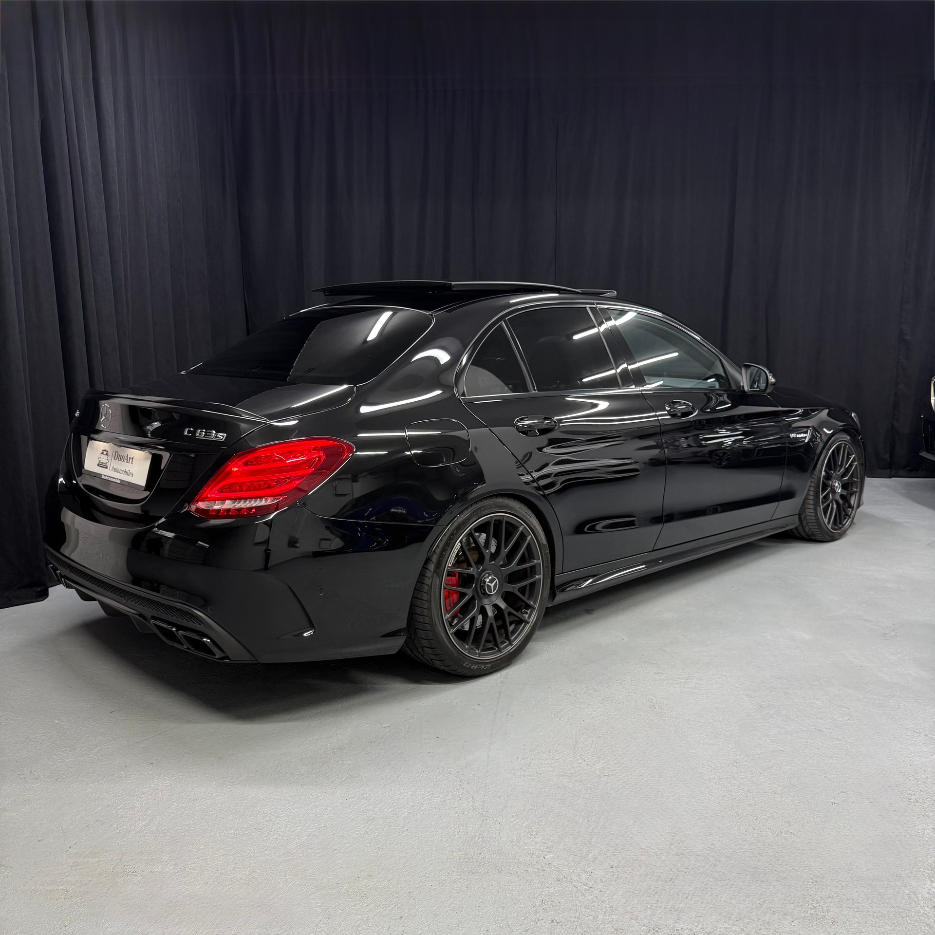 MERCEDES-BENZ C 63 S AMG Speedshift-image-6