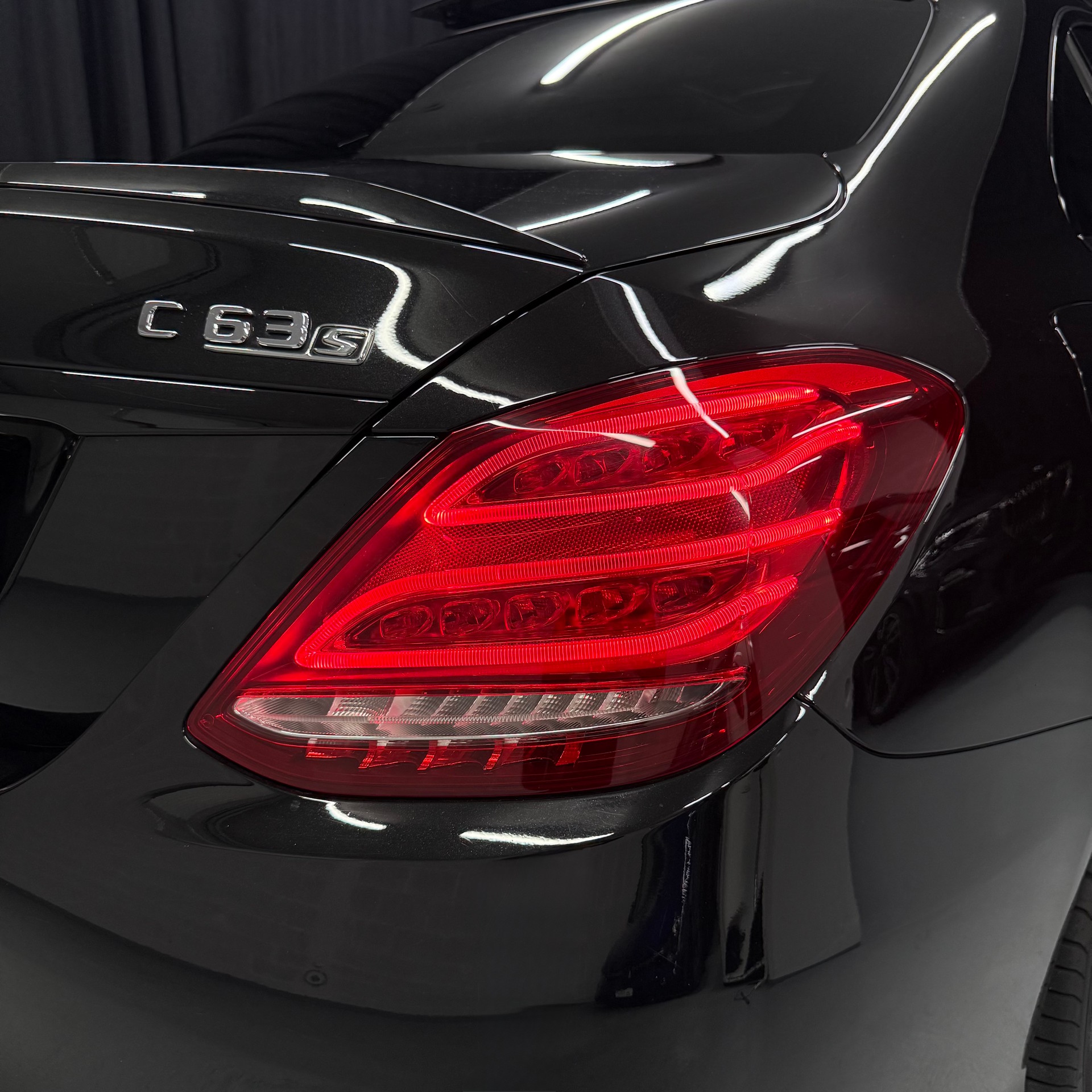 MERCEDES-BENZ C 63 S AMG Speedshift-image-11