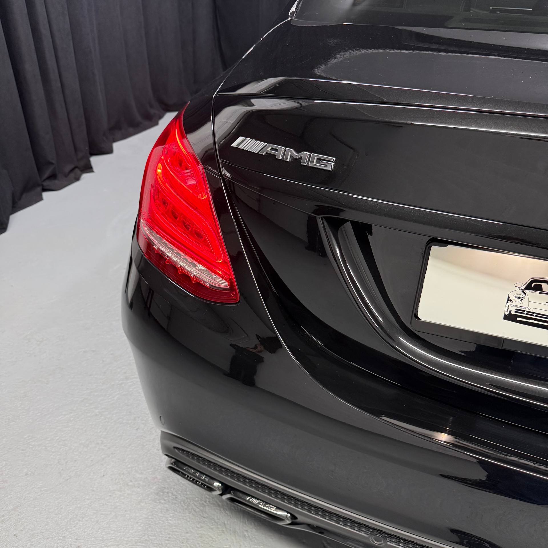 MERCEDES-BENZ C 63 S AMG Speedshift-image-8