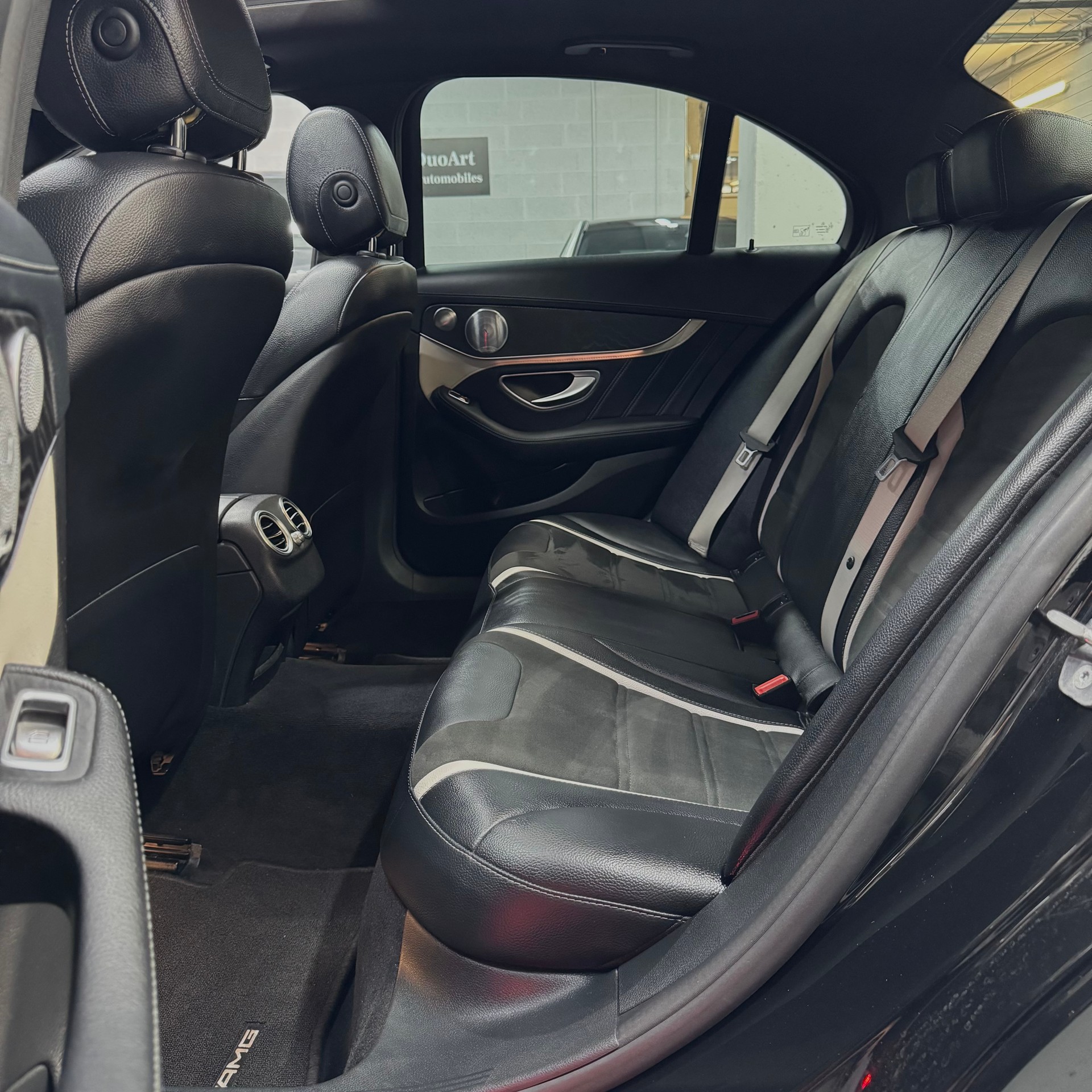 MERCEDES-BENZ C 63 S AMG Speedshift-image-24