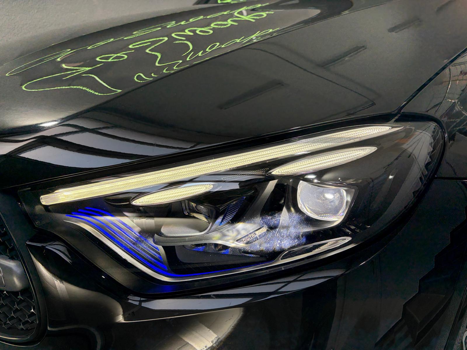 MERCEDES-BENZ GLC 300 4Matic AMG Line 9G-Tronic-image-6