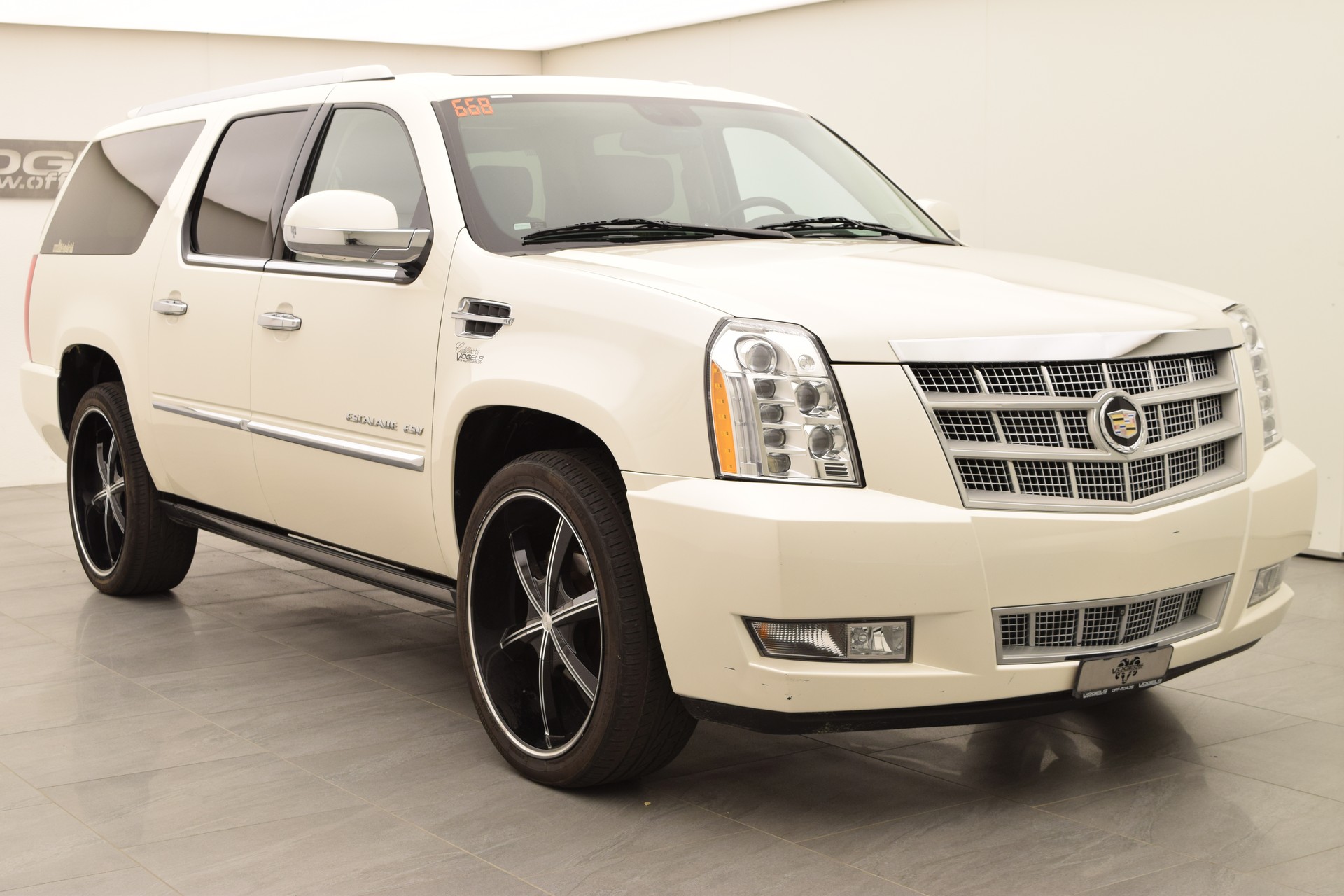 CADILLAC Escalade 6.2 ESV Platinum Edition-image-3