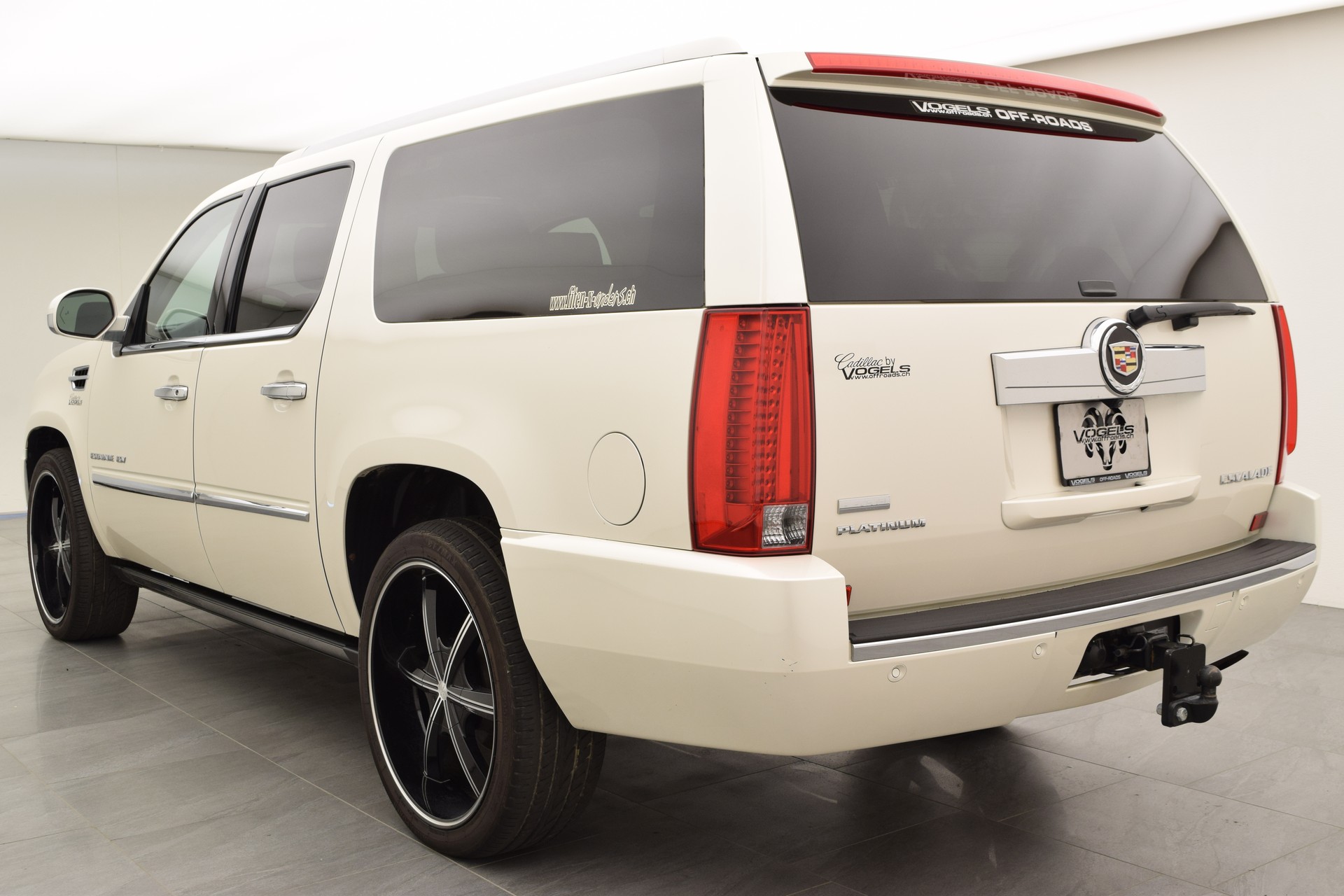 CADILLAC Escalade 6.2 ESV Platinum Edition-image-7