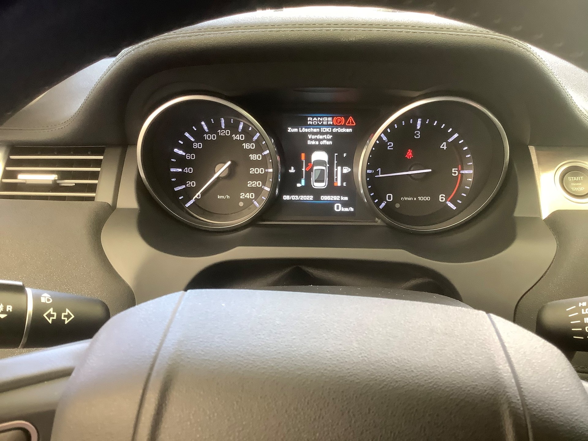LAND ROVER Range Rover Evoque 2.2 TD4 Prestige-image-12