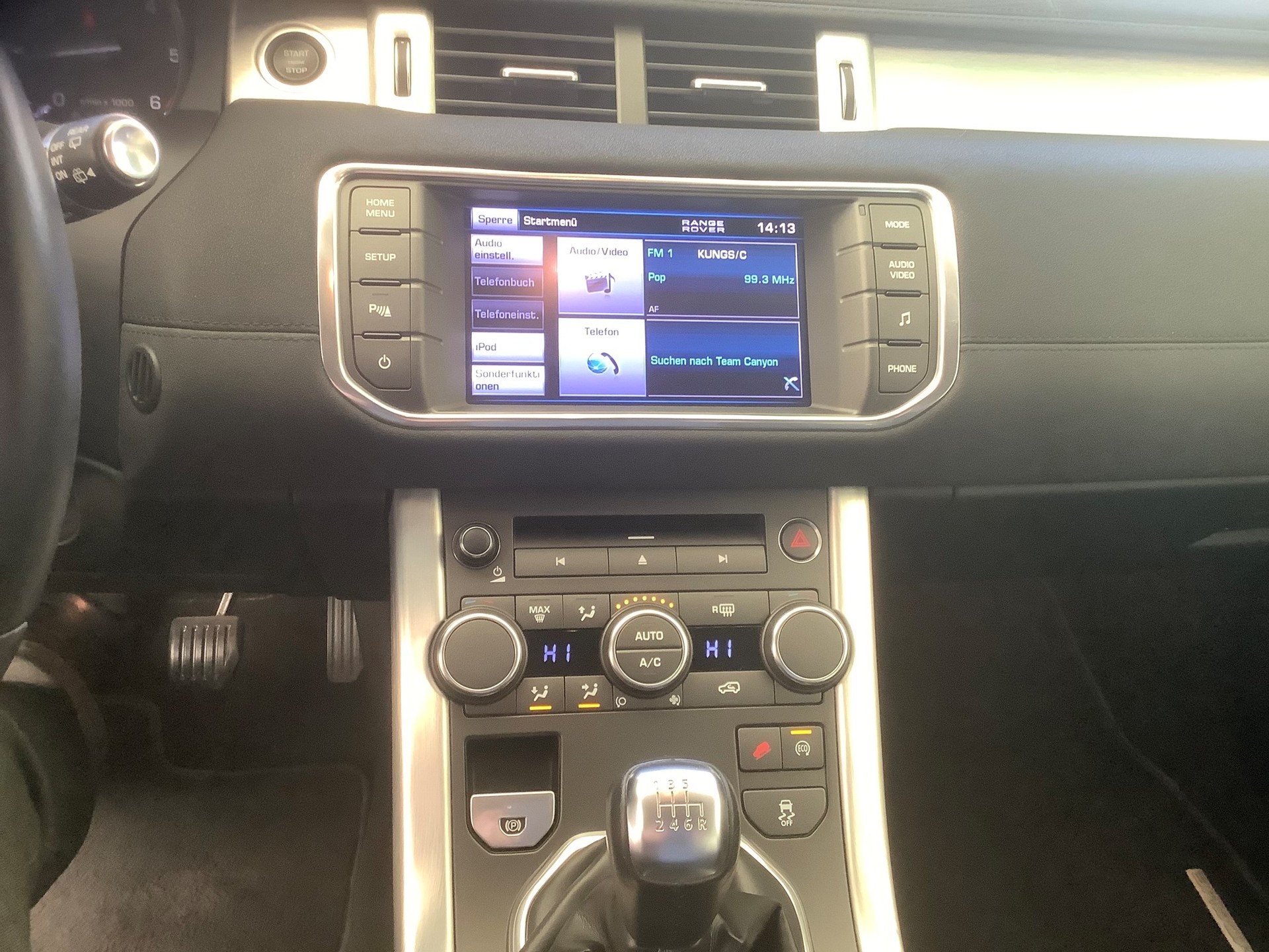 LAND ROVER Range Rover Evoque 2.2 TD4 Prestige-image-13