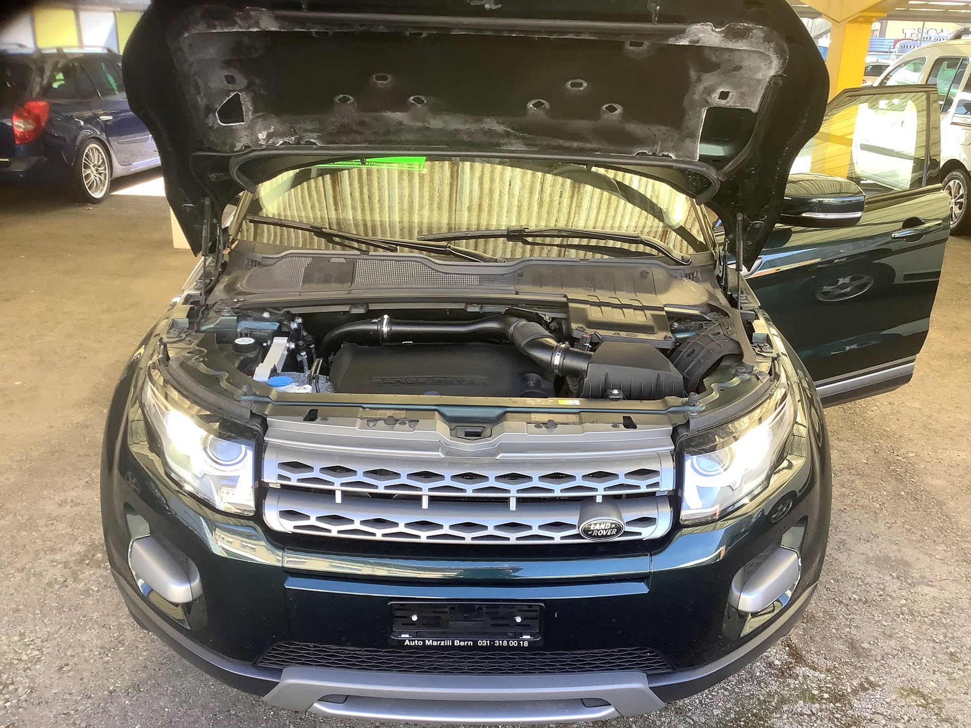 LAND ROVER Range Rover Evoque 2.2 TD4 Prestige-image-8