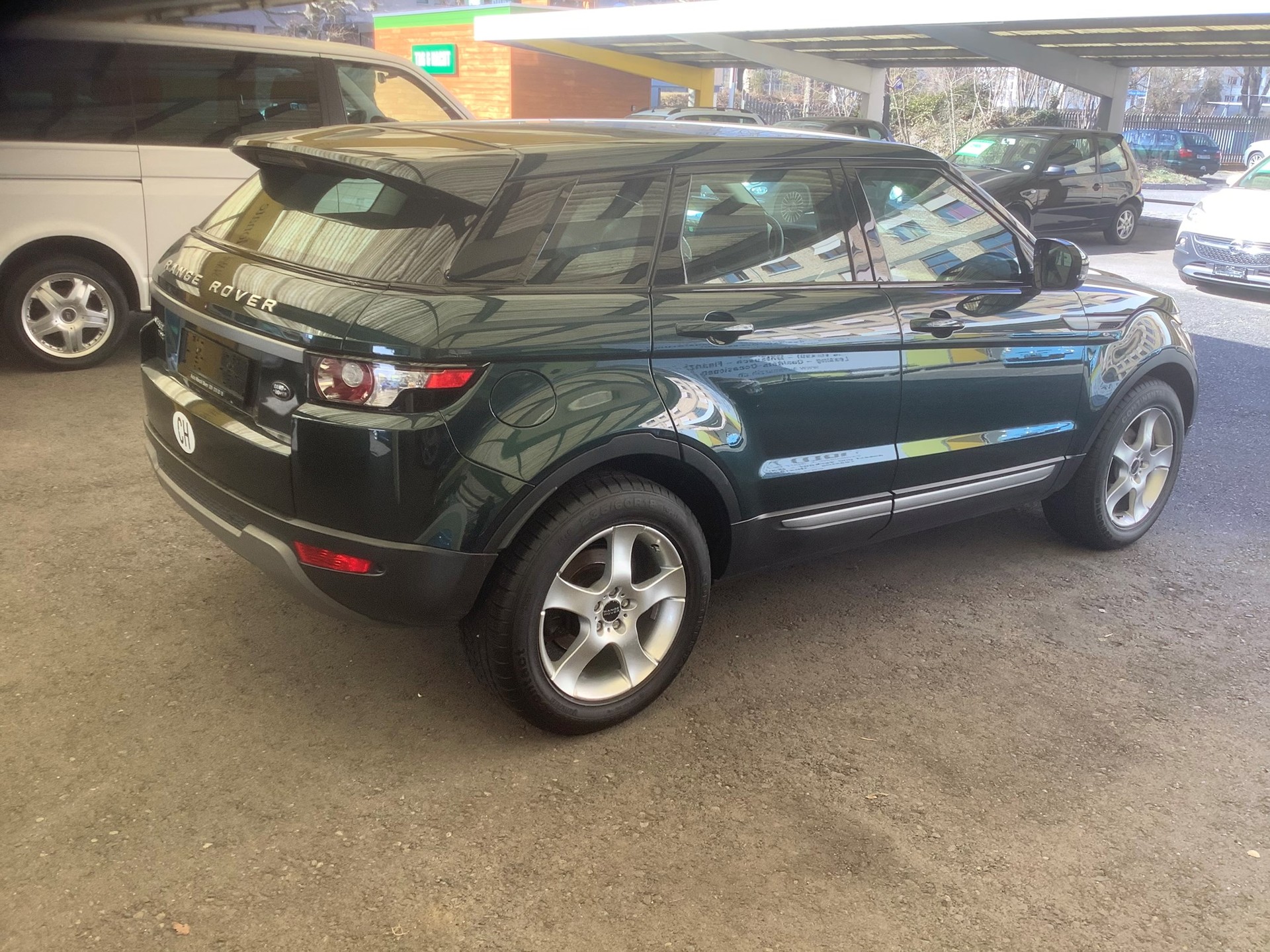 LAND ROVER Range Rover Evoque 2.2 TD4 Prestige-image-4
