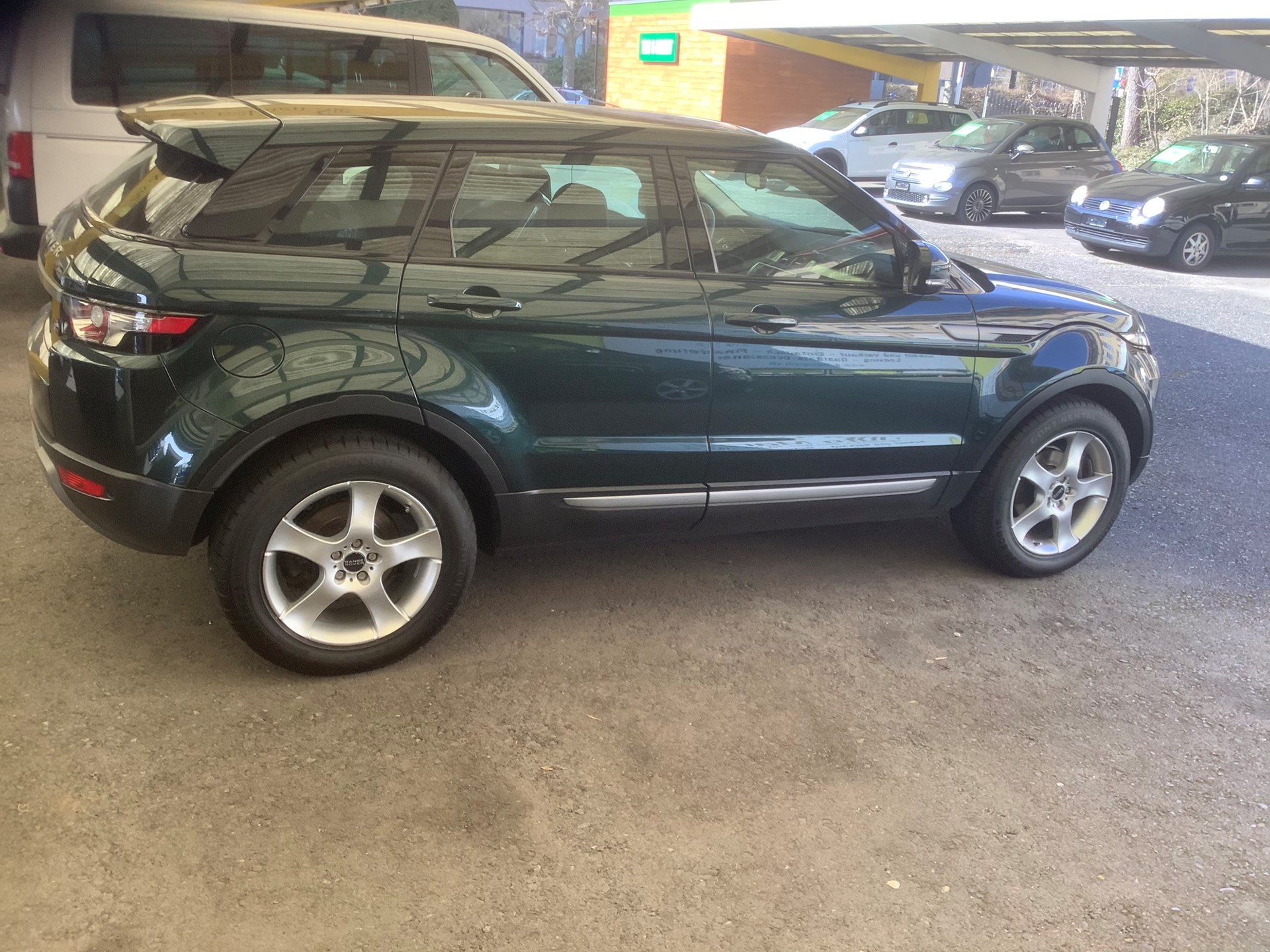 LAND ROVER Range Rover Evoque 2.2 TD4 Prestige-image-5