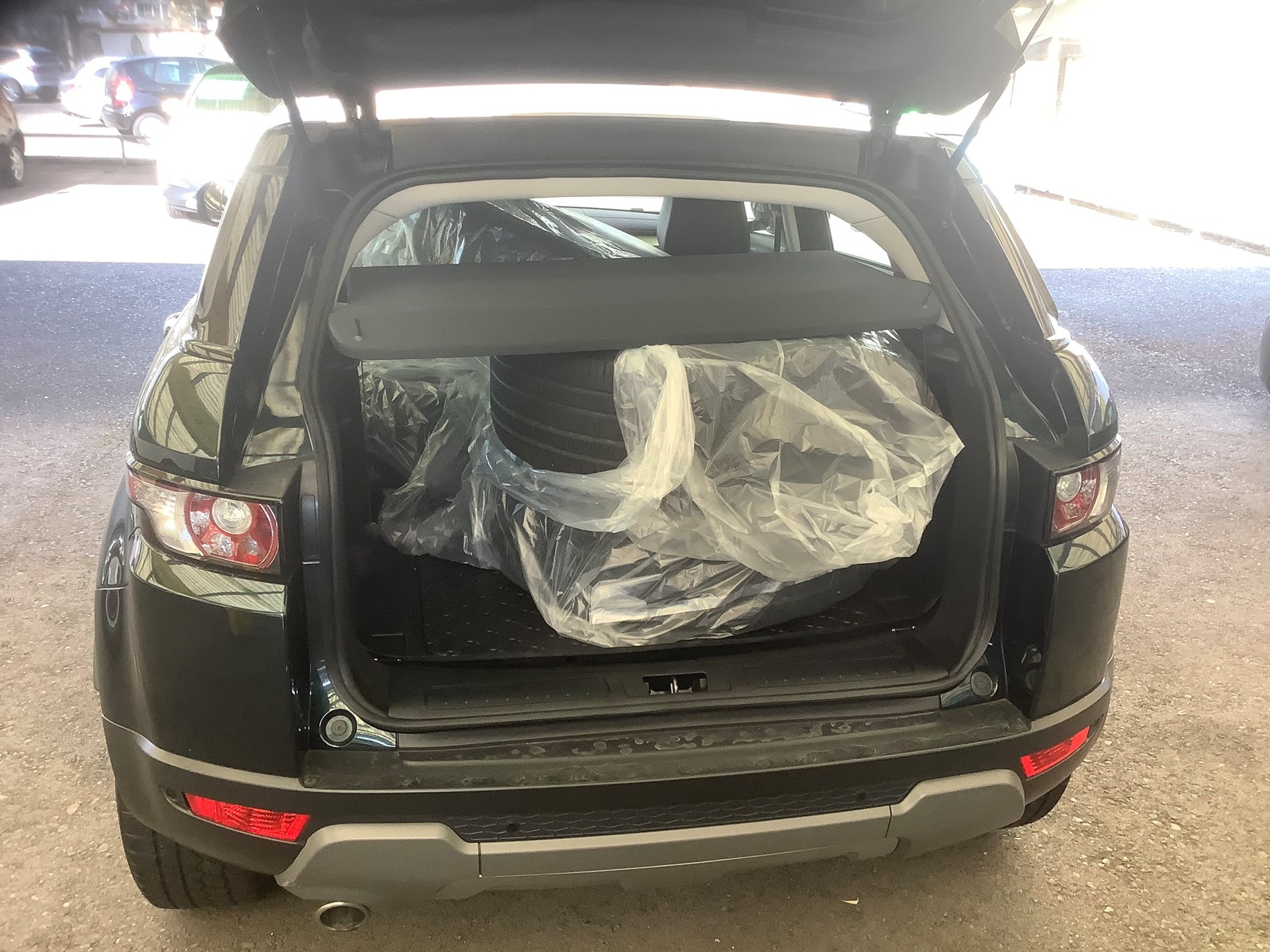 LAND ROVER Range Rover Evoque 2.2 TD4 Prestige-image-10
