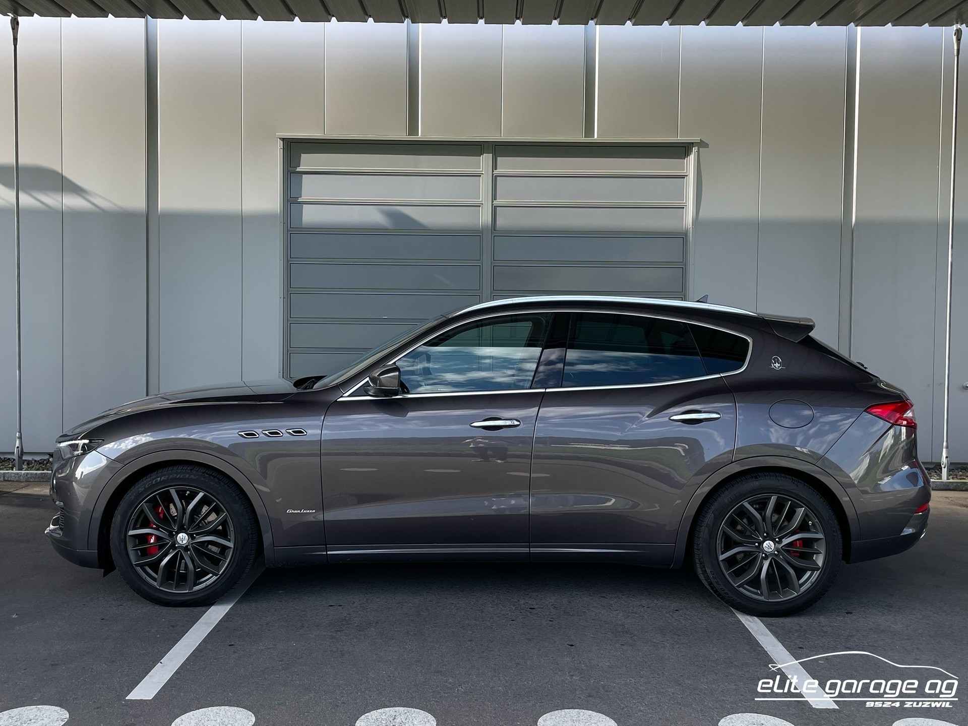 MASERATI Levante 3.0 V6 GranLusso Automatica-image-1