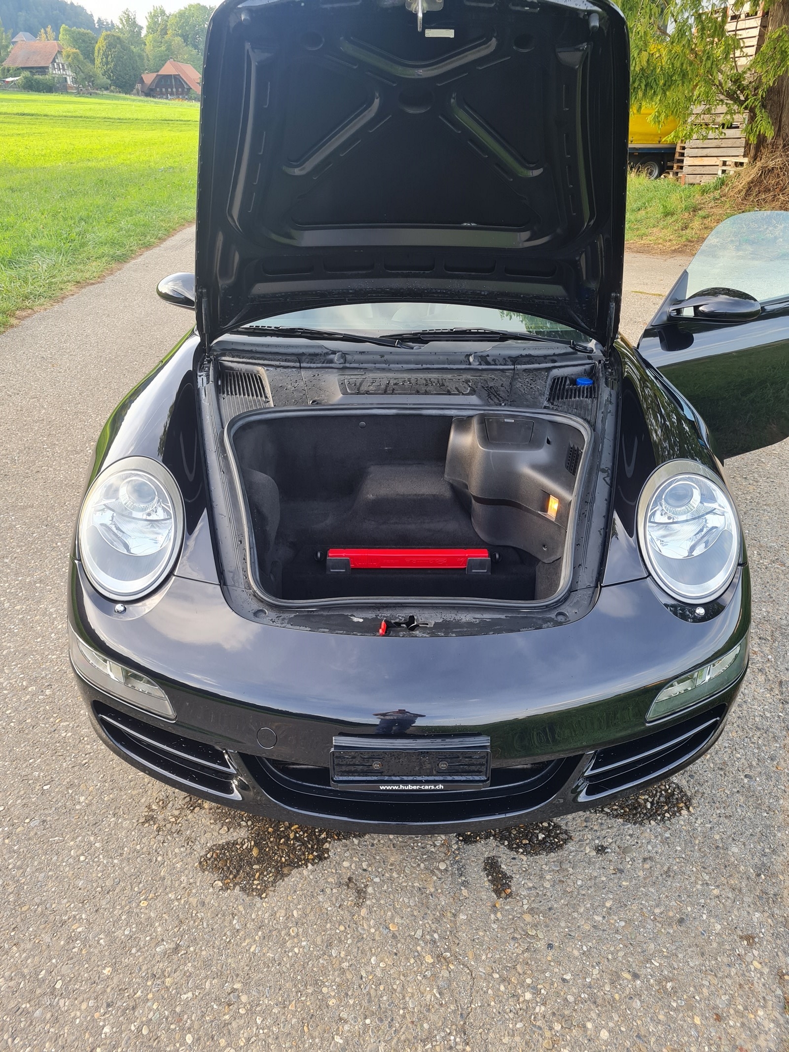 PORSCHE 911 Carrera S-image-8