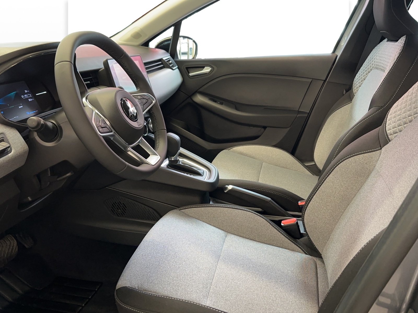 MITSUBISHI Colt 1.6 HEV Invite-image-4