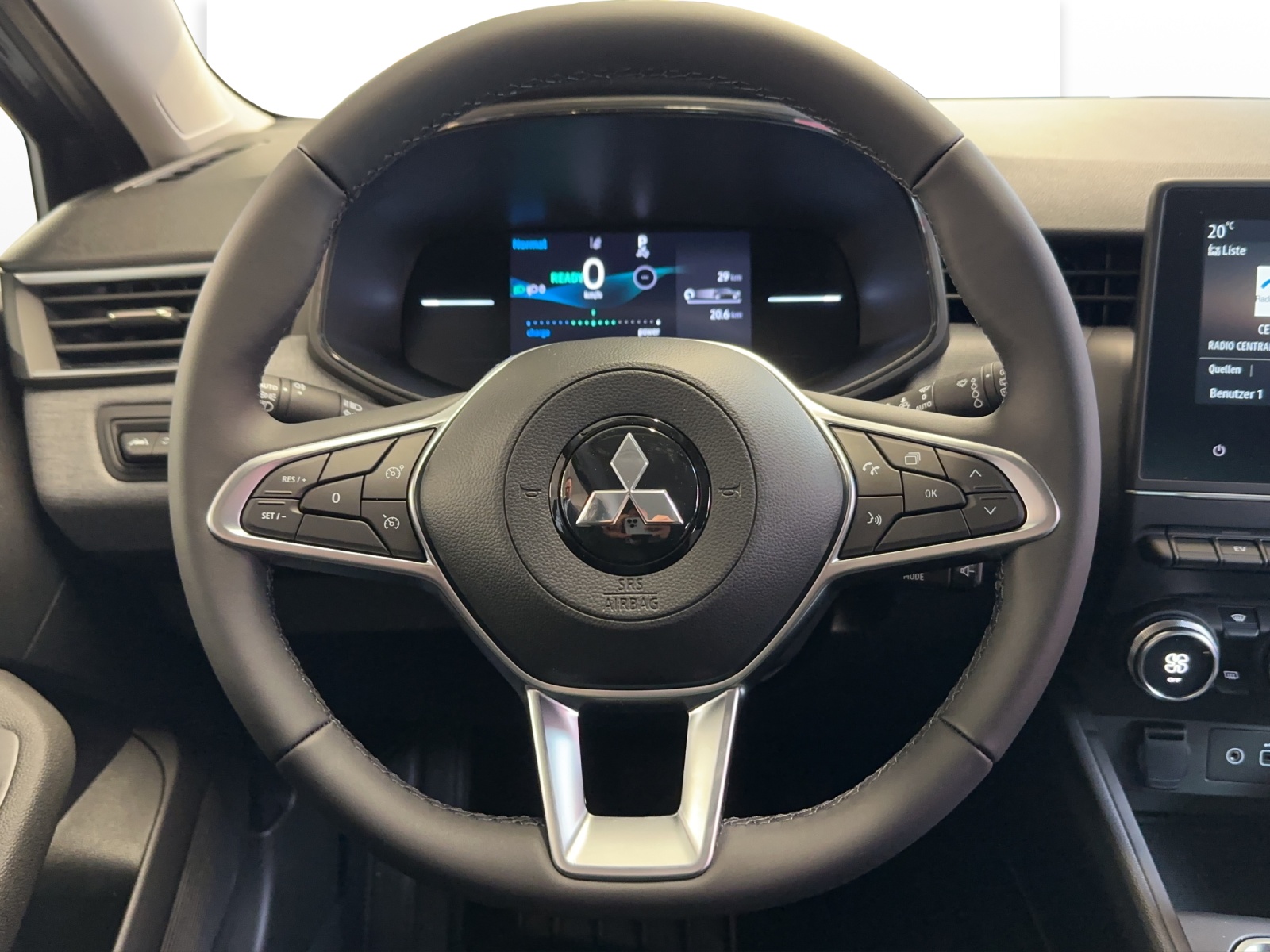 MITSUBISHI Colt 1.6 HEV Invite-image-7