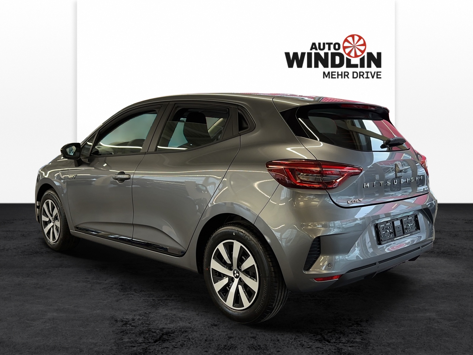 MITSUBISHI Colt 1.6 HEV Invite-image-2