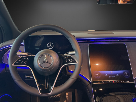 MERCEDES-BENZ EQS SUV 450 4Matic-image-8