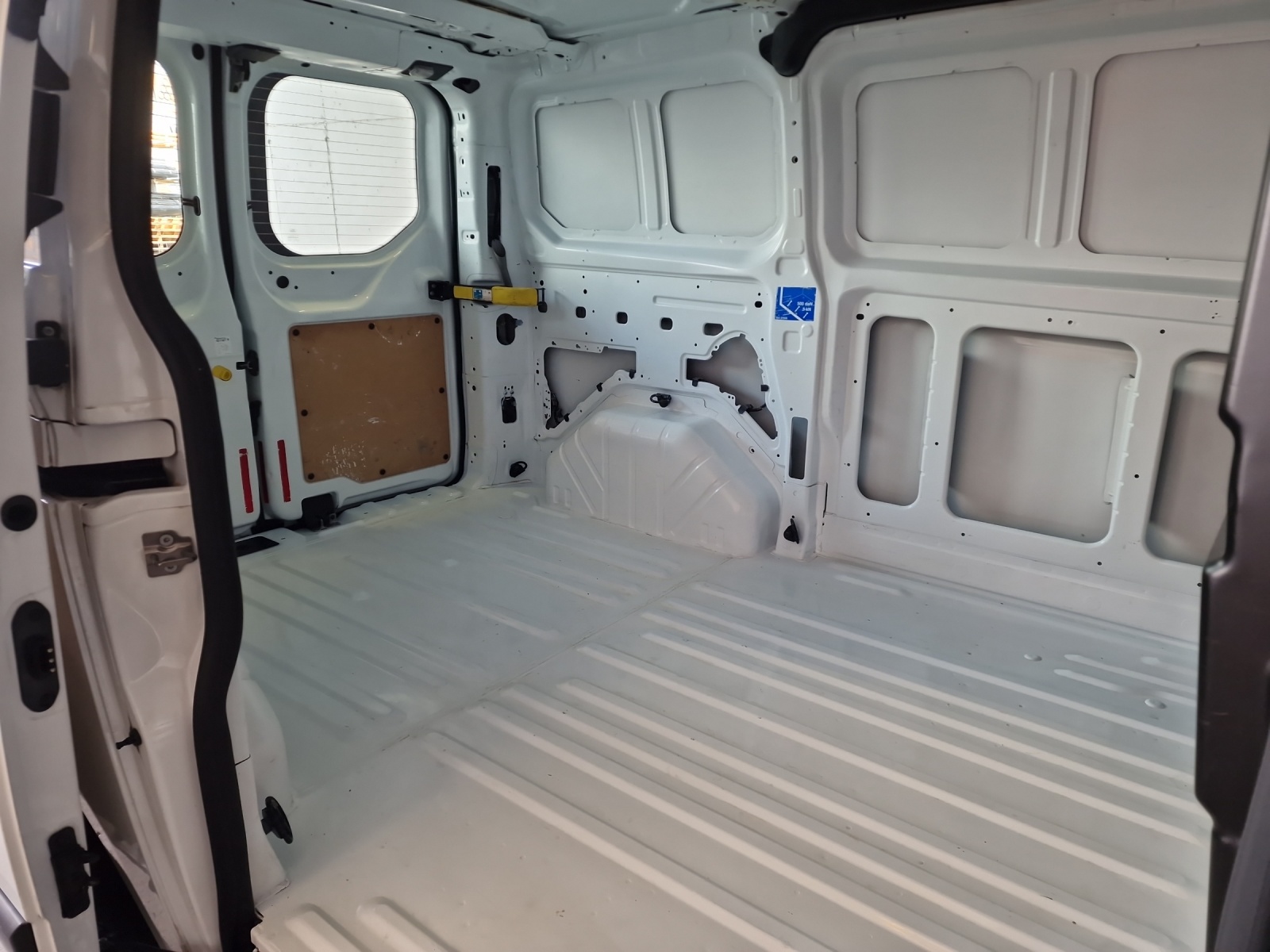 FORD Transit Custom Van 260 L1H1 Startup-image-14