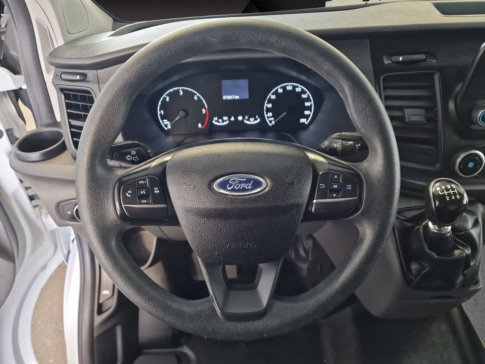 FORD Transit Custom Van 260 L1H1 Startup-image-7