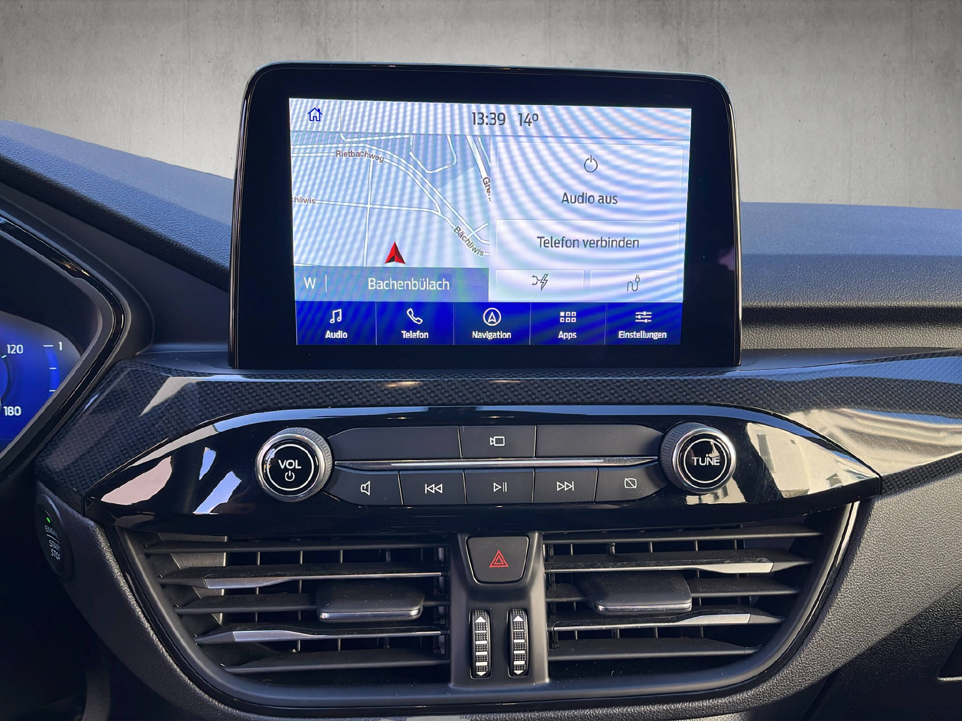 FORD Kuga 2.5 Plug-in Hybrid ST-Line X-image-16