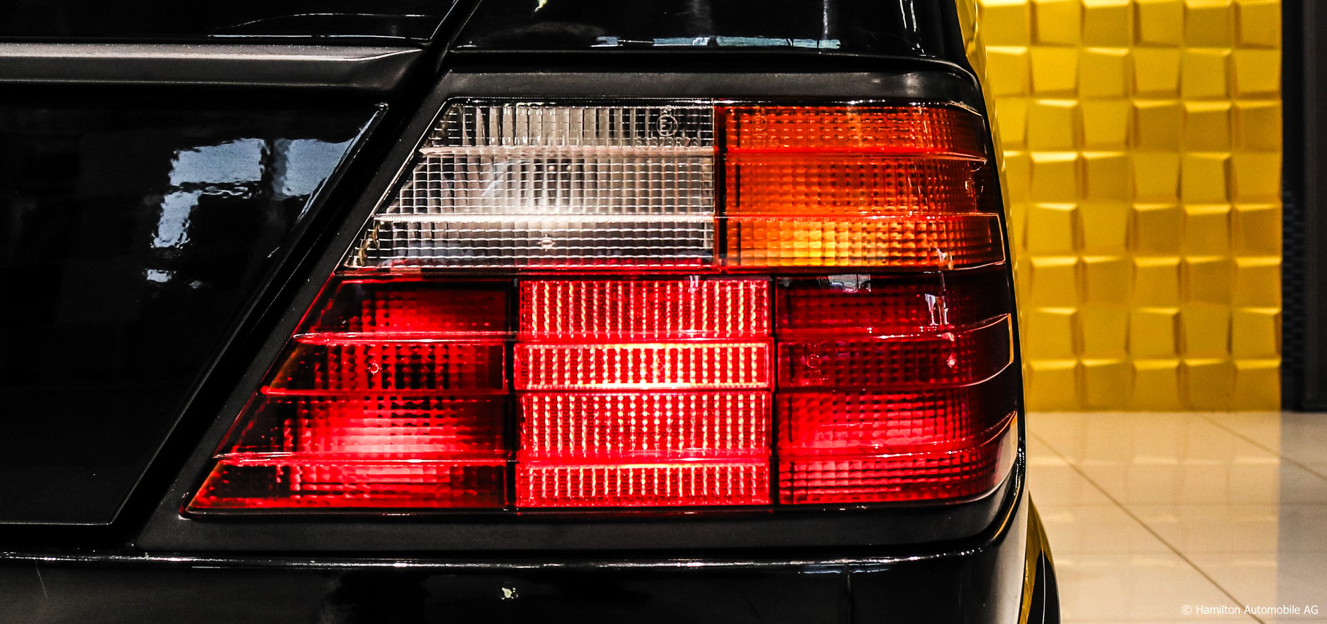 MERCEDES-BENZ 300 CE-24 3.0L V6 Cabriolet (M104.980 I6) Veteran-image-12