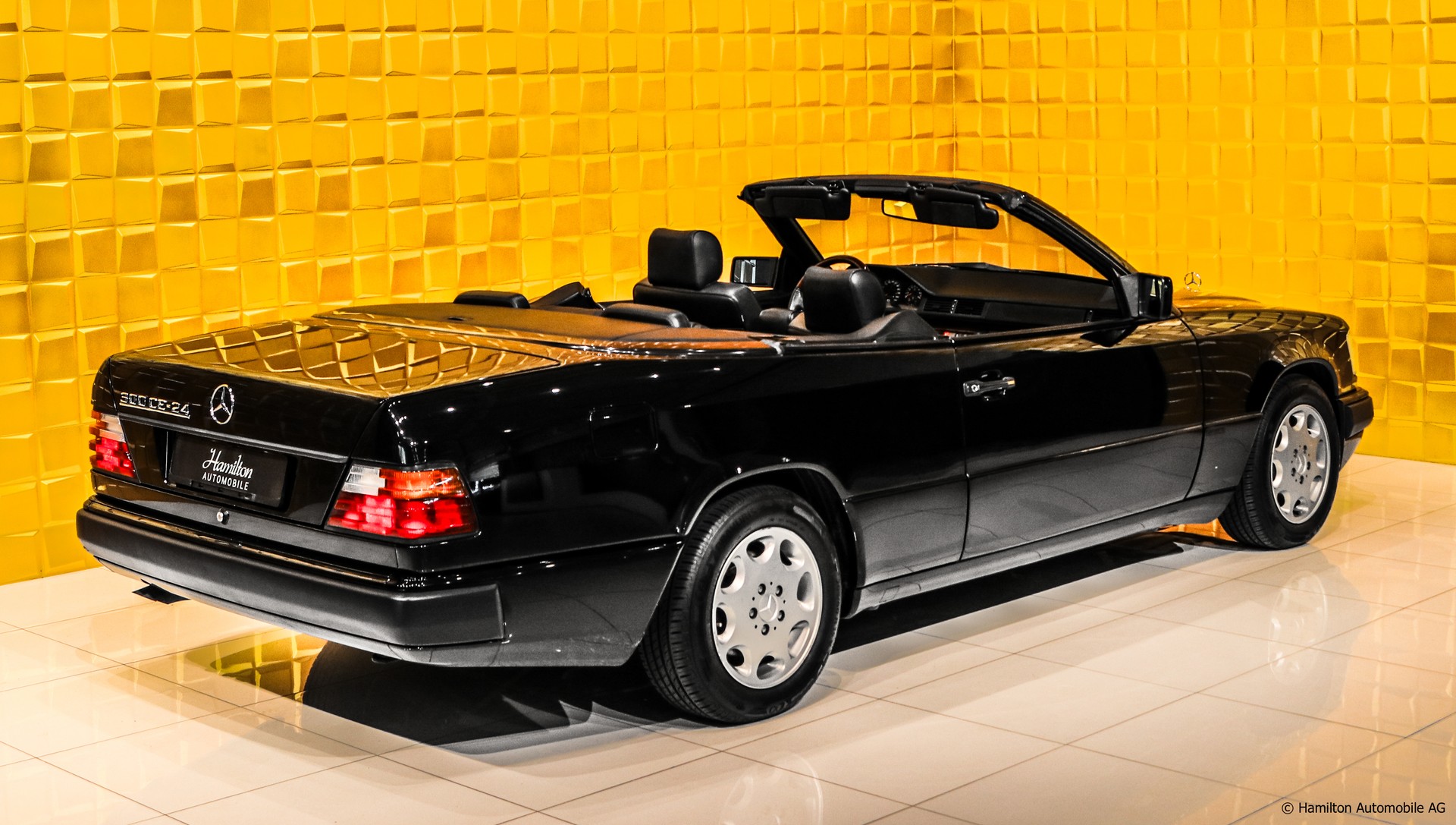 MERCEDES-BENZ 300 CE-24 3.0L V6 Cabriolet (M104.980 I6) Veteran-image-7