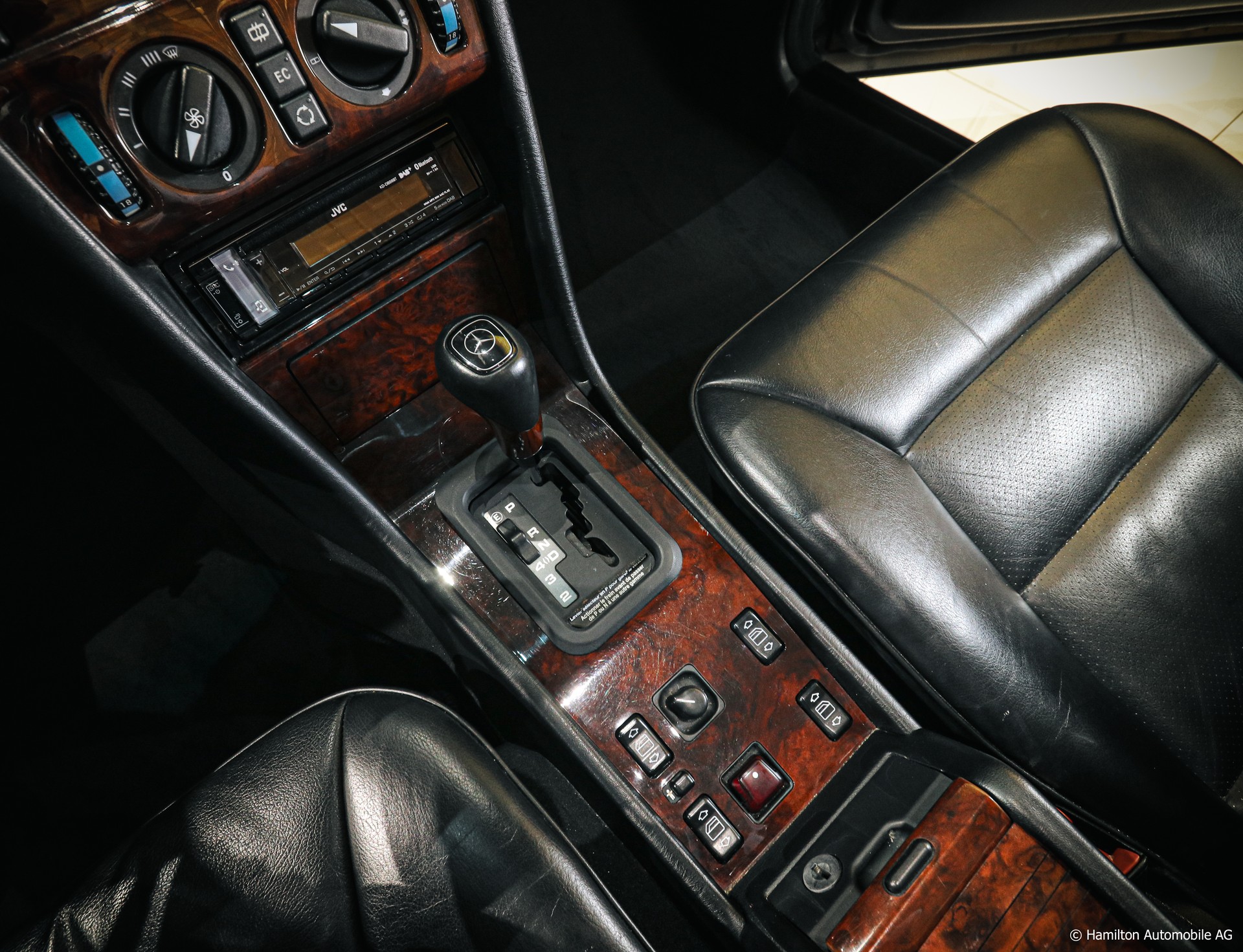 MERCEDES-BENZ 300 CE-24 3.0L V6 Cabriolet (M104.980 I6) Veteran-image-20