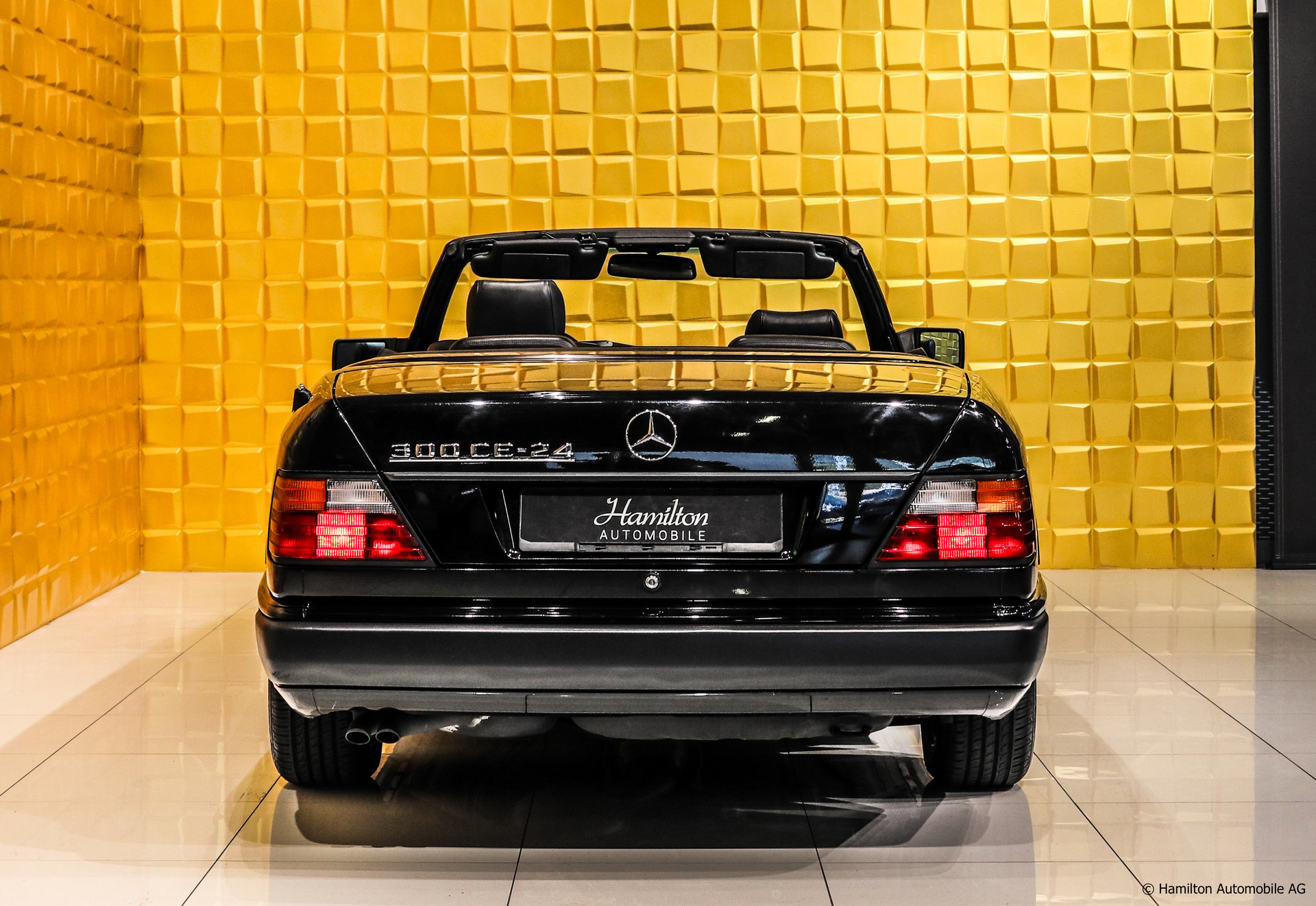 MERCEDES-BENZ 300 CE-24 3.0L V6 Cabriolet (M104.980 I6) Veteran-image-8