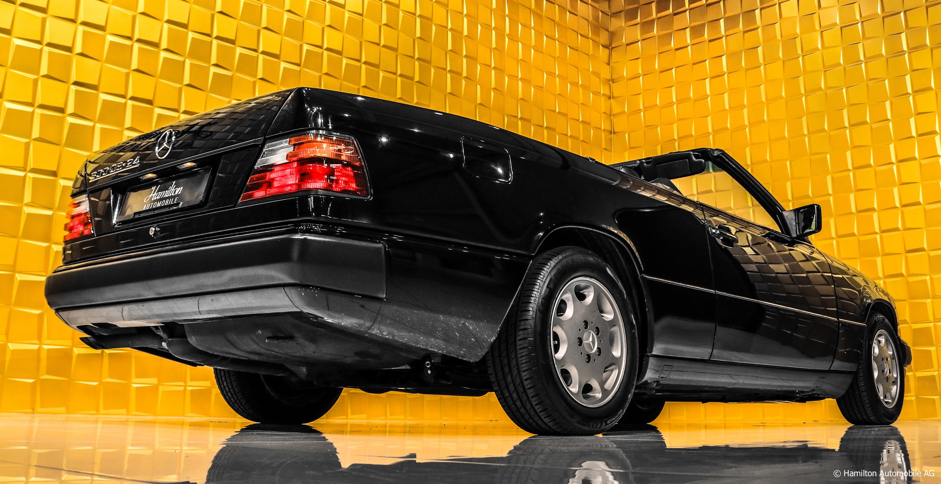 MERCEDES-BENZ 300 CE-24 3.0L V6 Cabriolet (M104.980 I6) Veteran-image-6