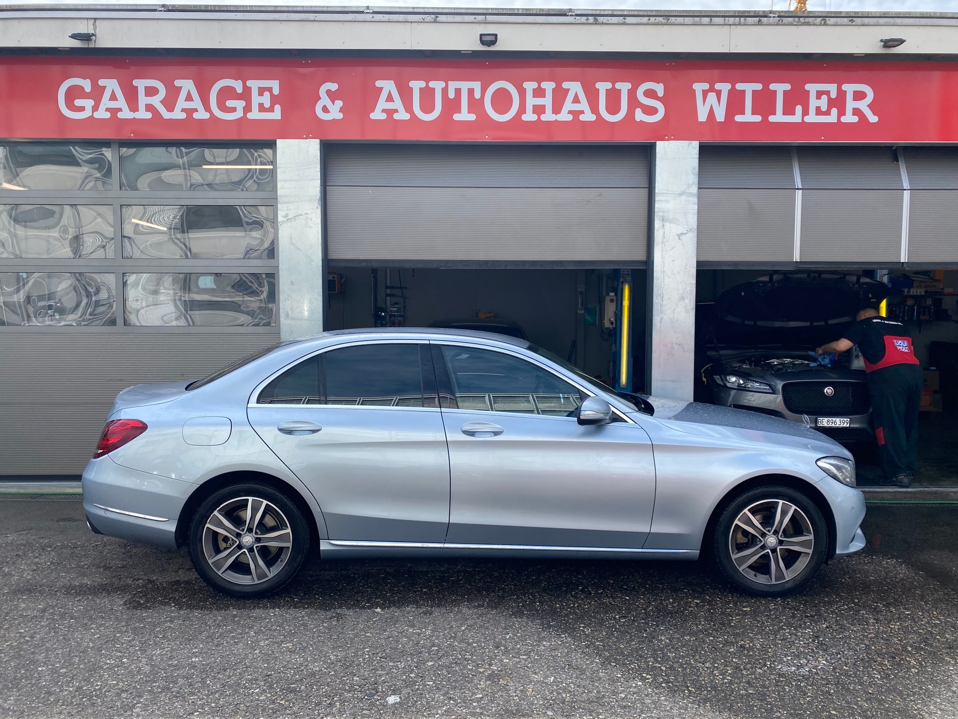 MERCEDES-BENZ C 180 Avantgarde 7G-Tronic-image-3
