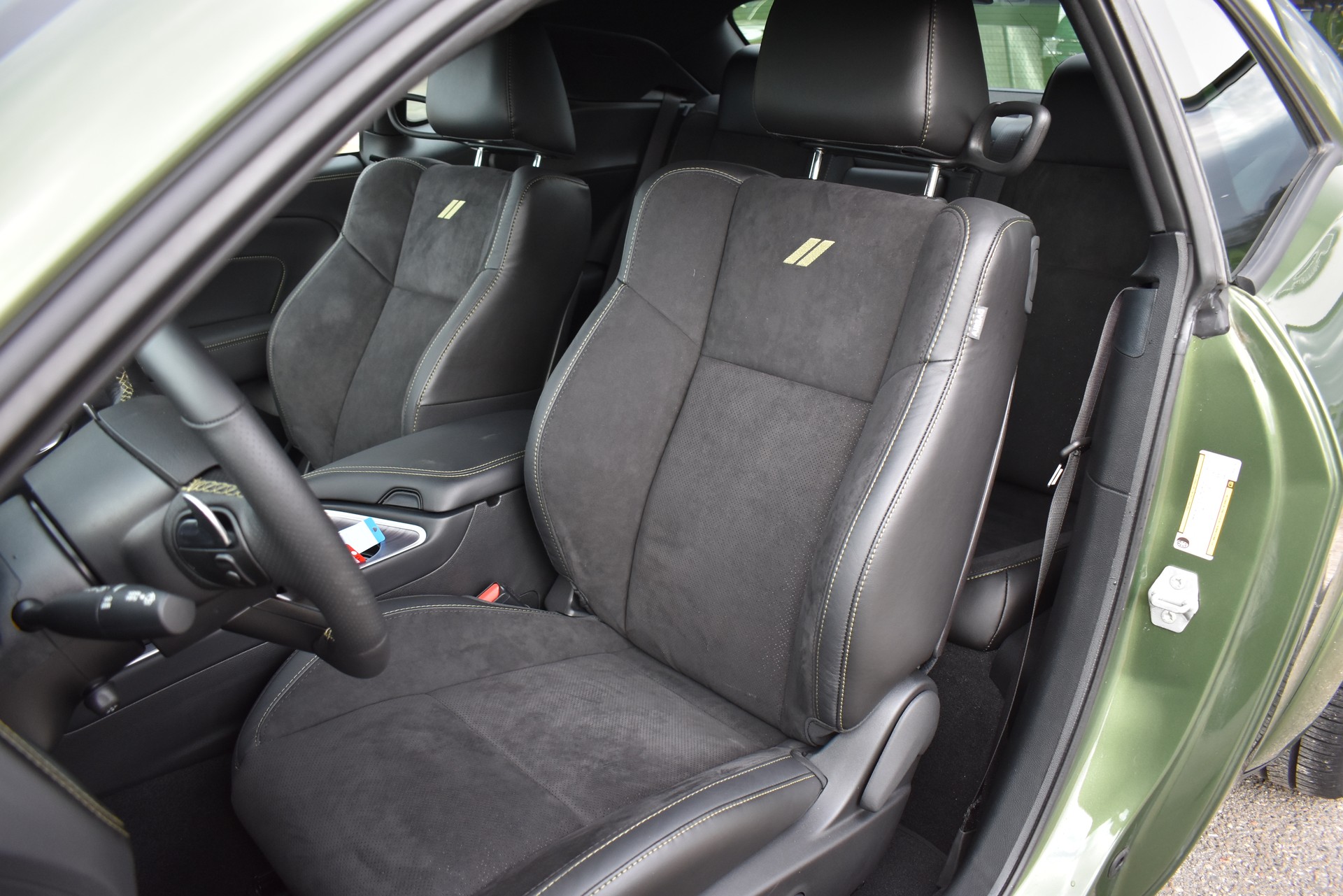 DODGE Challenger Swinger F8 Green-image-9