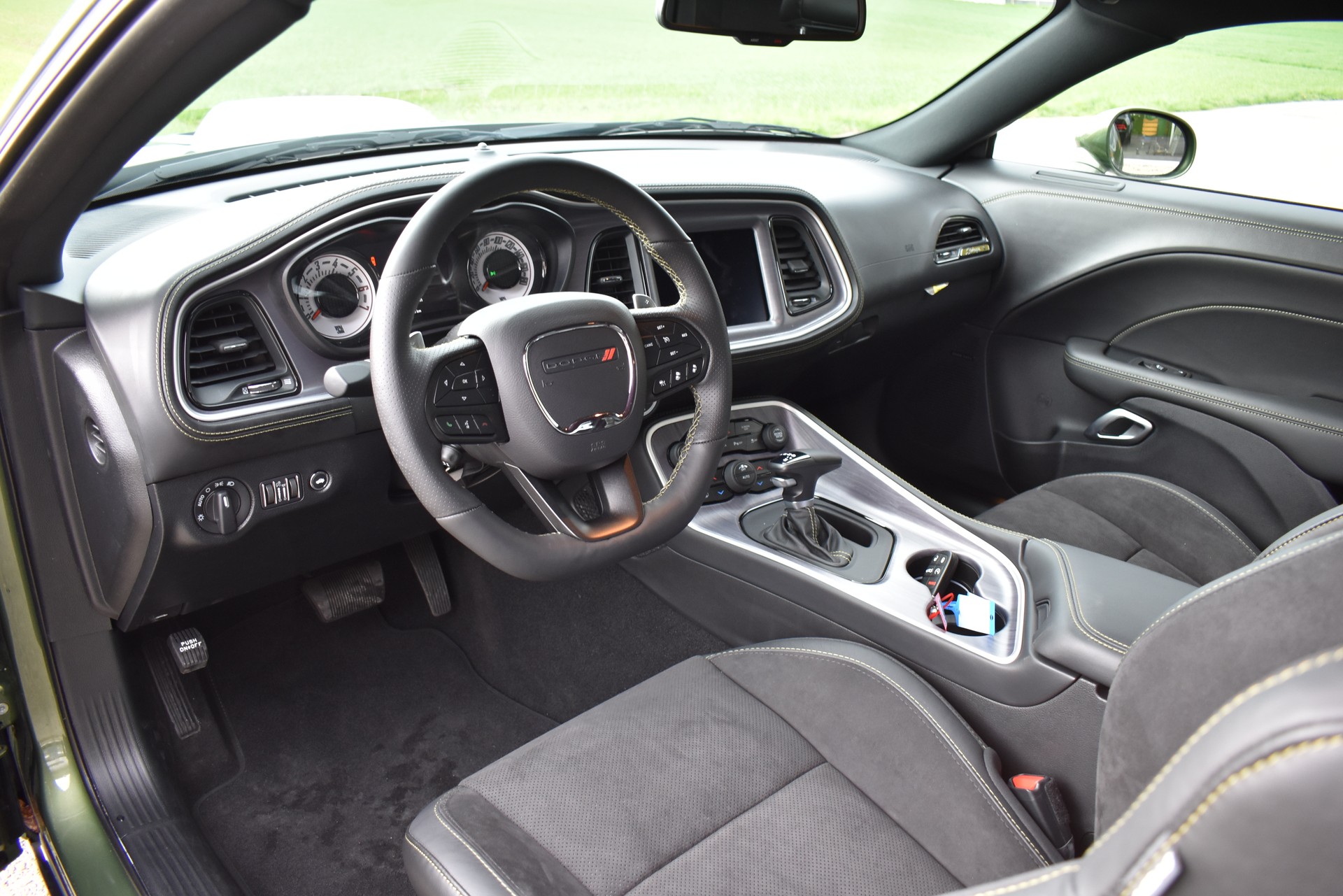 DODGE Challenger Swinger F8 Green-image-8