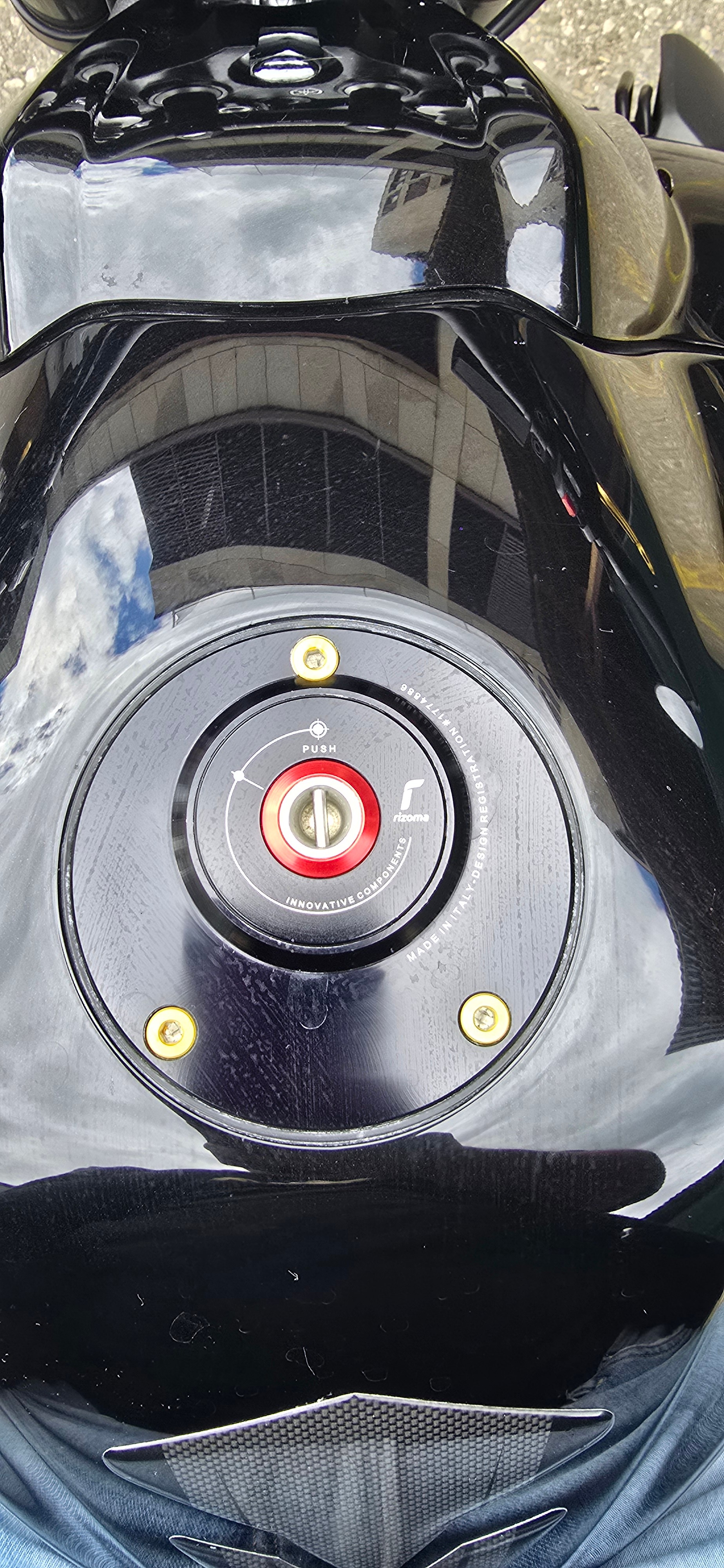 YAMAHA FZ1 N-image-7