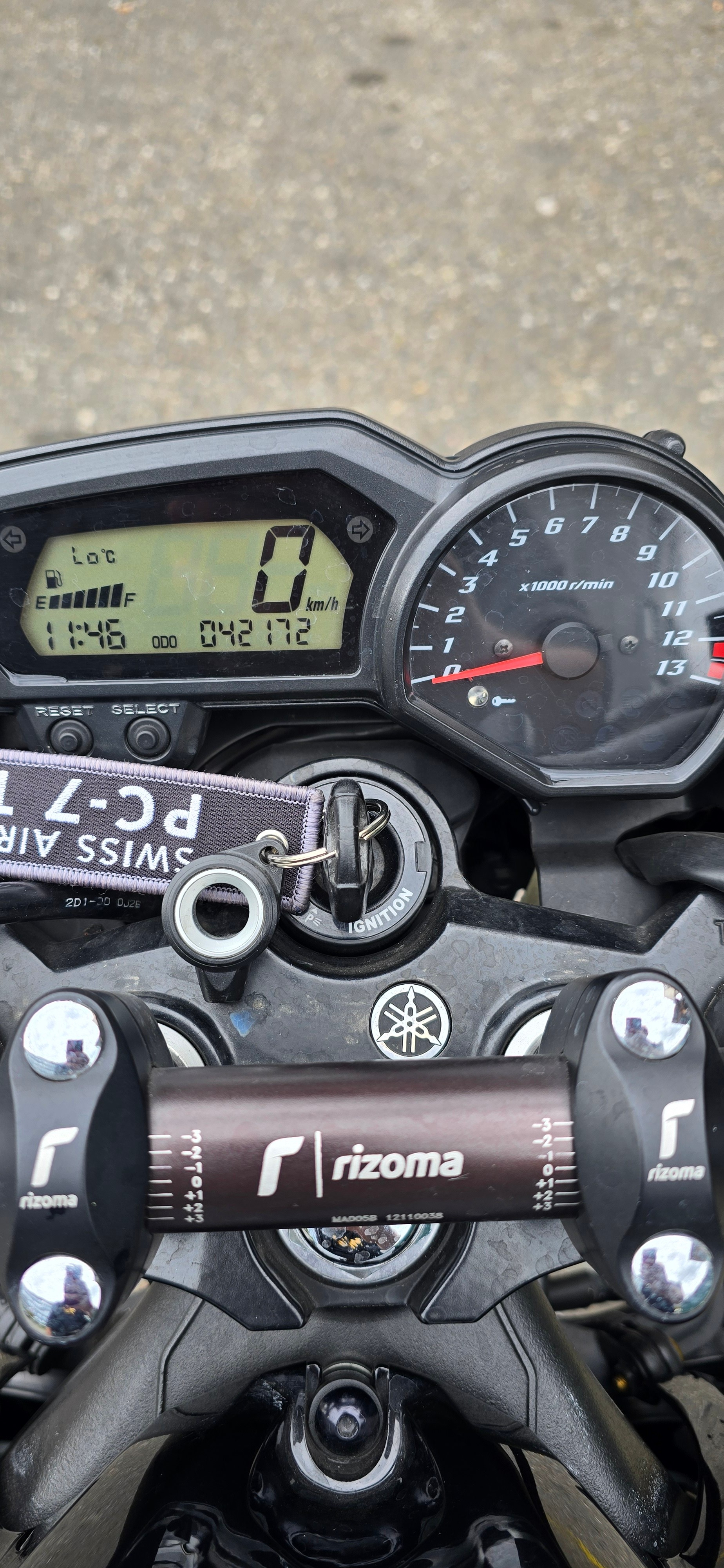 YAMAHA FZ1 N-image-8