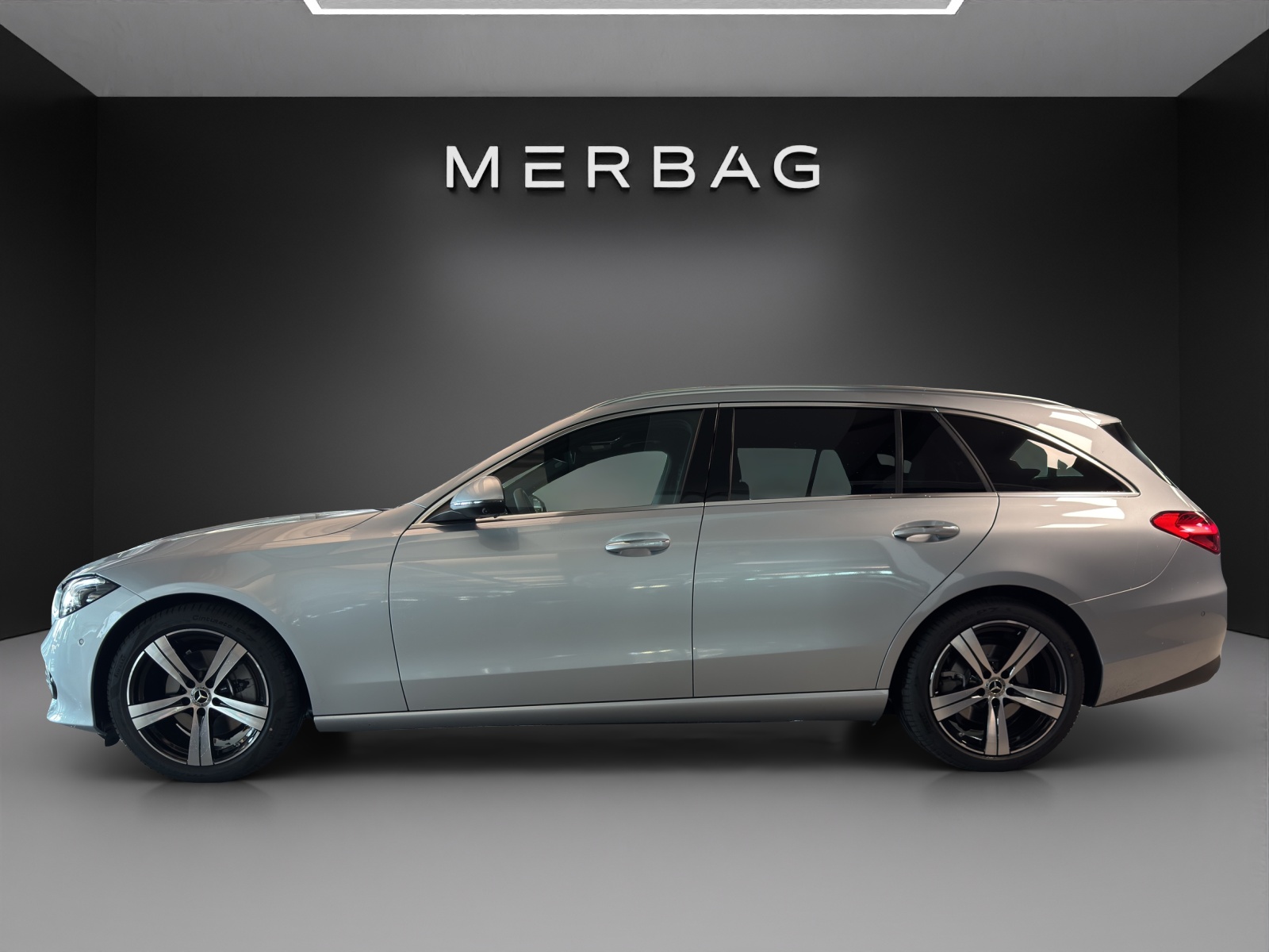MERCEDES-BENZ C 220 d T 4 M Swiss Star-image-1