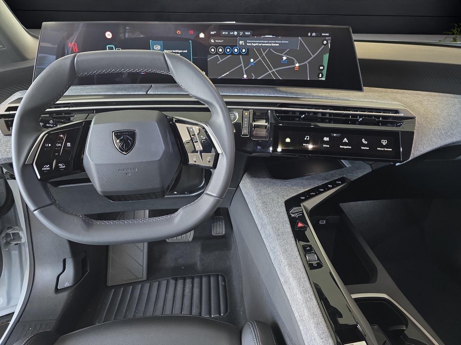 PEUGEOT 3008 NEW 145 e-DCS Allure P-image-5
