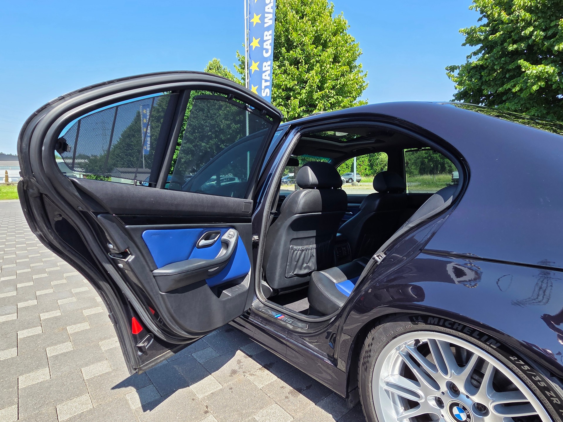 BMW M5-image-14