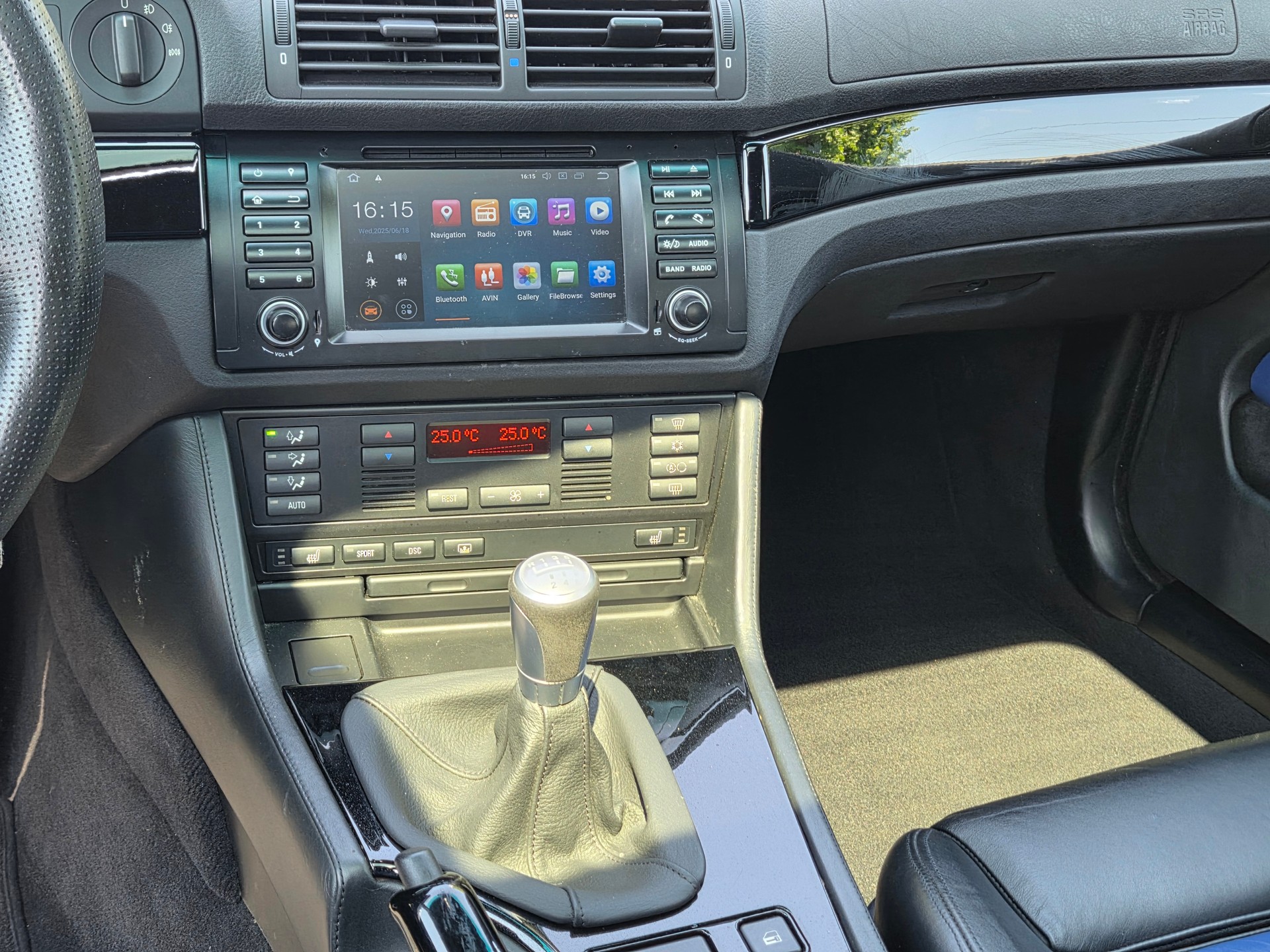 BMW M5-image-12