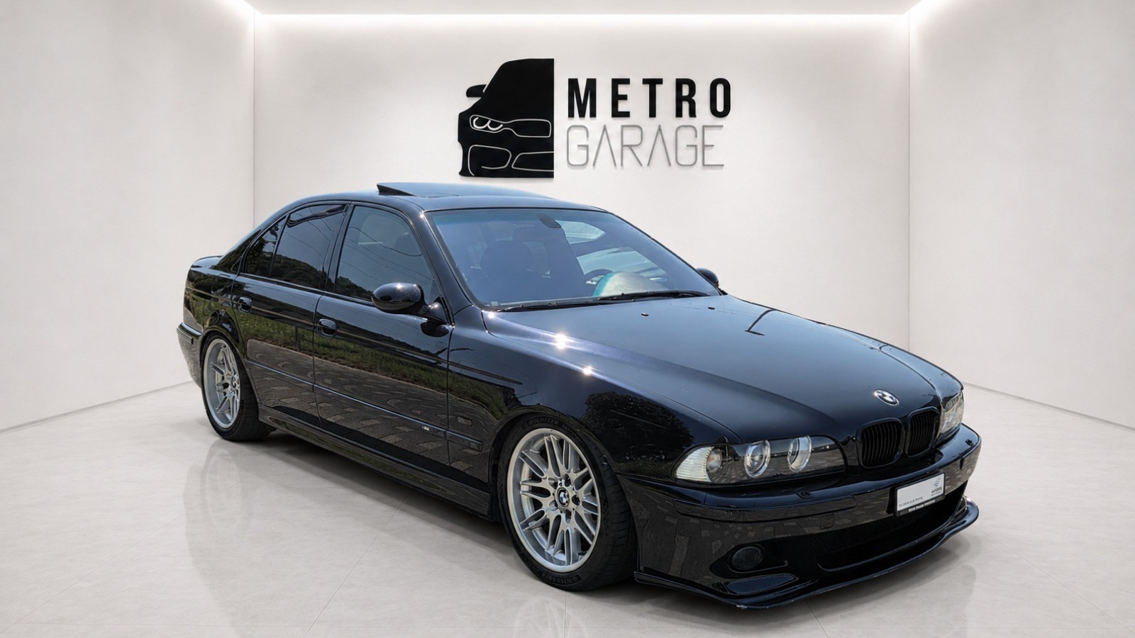 BMW M5-image-5